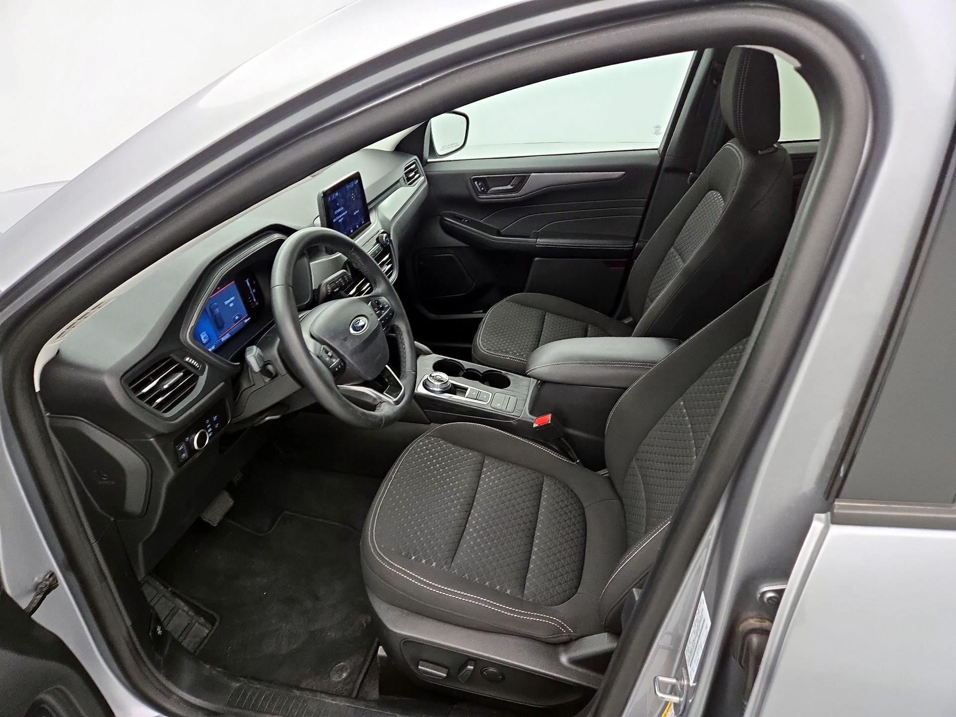 Thumbnail: 2023 Ford Escape - 11