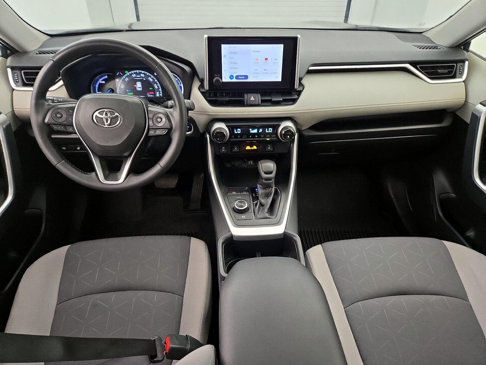 Thumbnail: 2024 Toyota RAV4 - 9