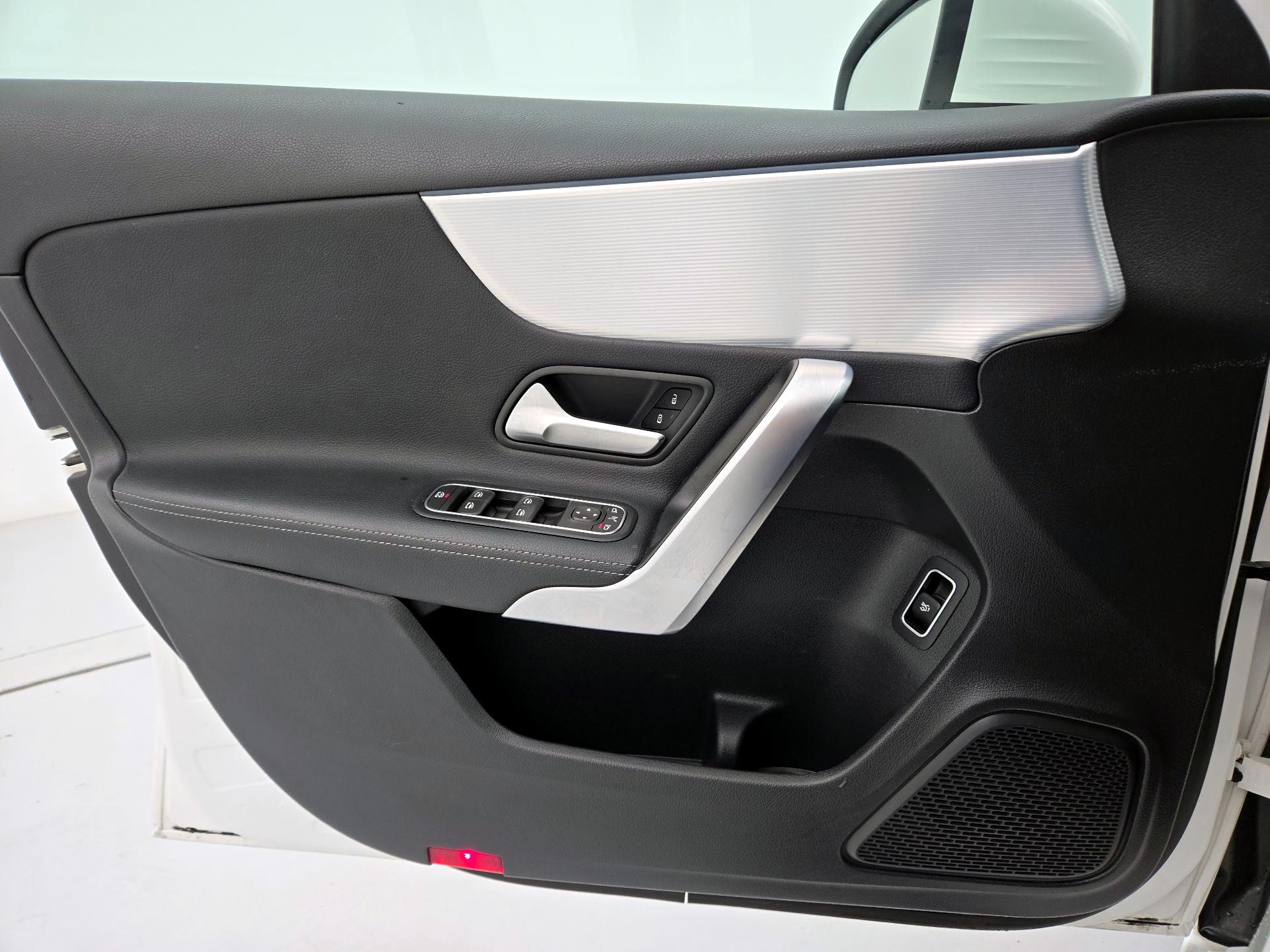 Thumbnail: 2022 Mercedes-Benz A-Class - 12