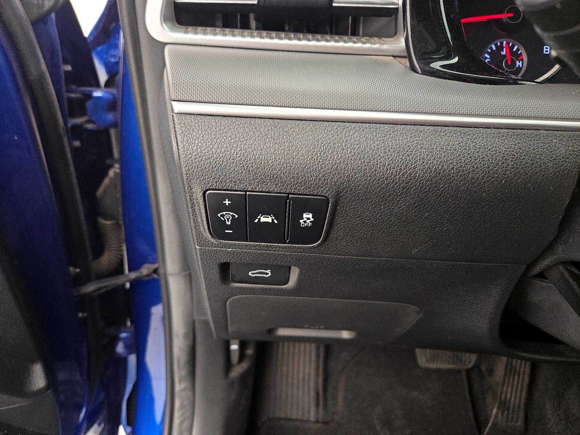 Thumbnail: 2022 Kia K5 - 13