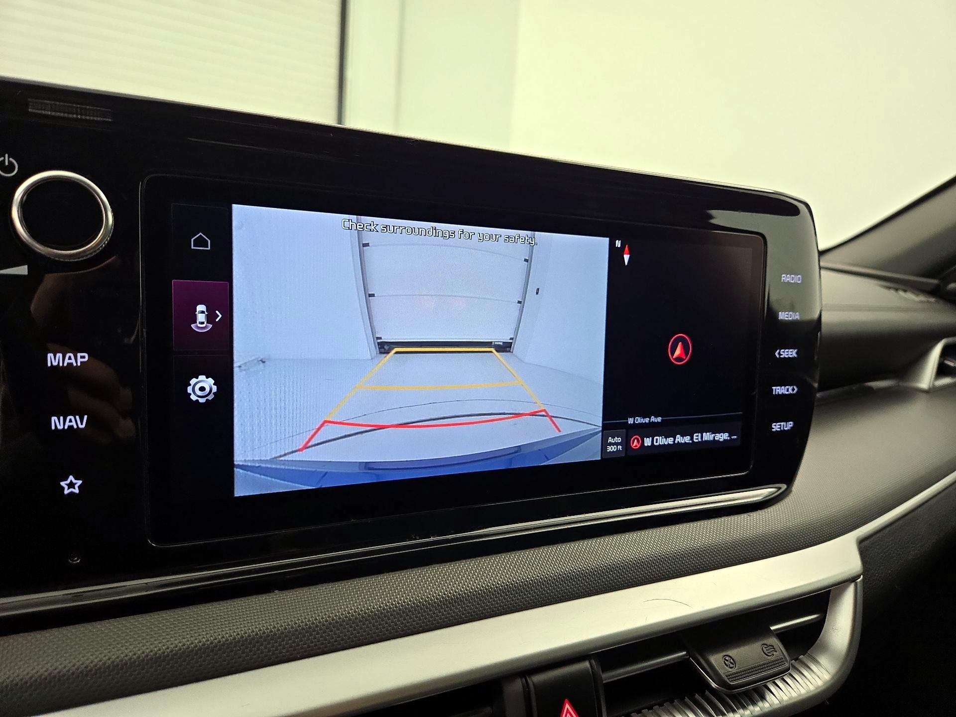 Thumbnail: 2022 Kia K5 - 15