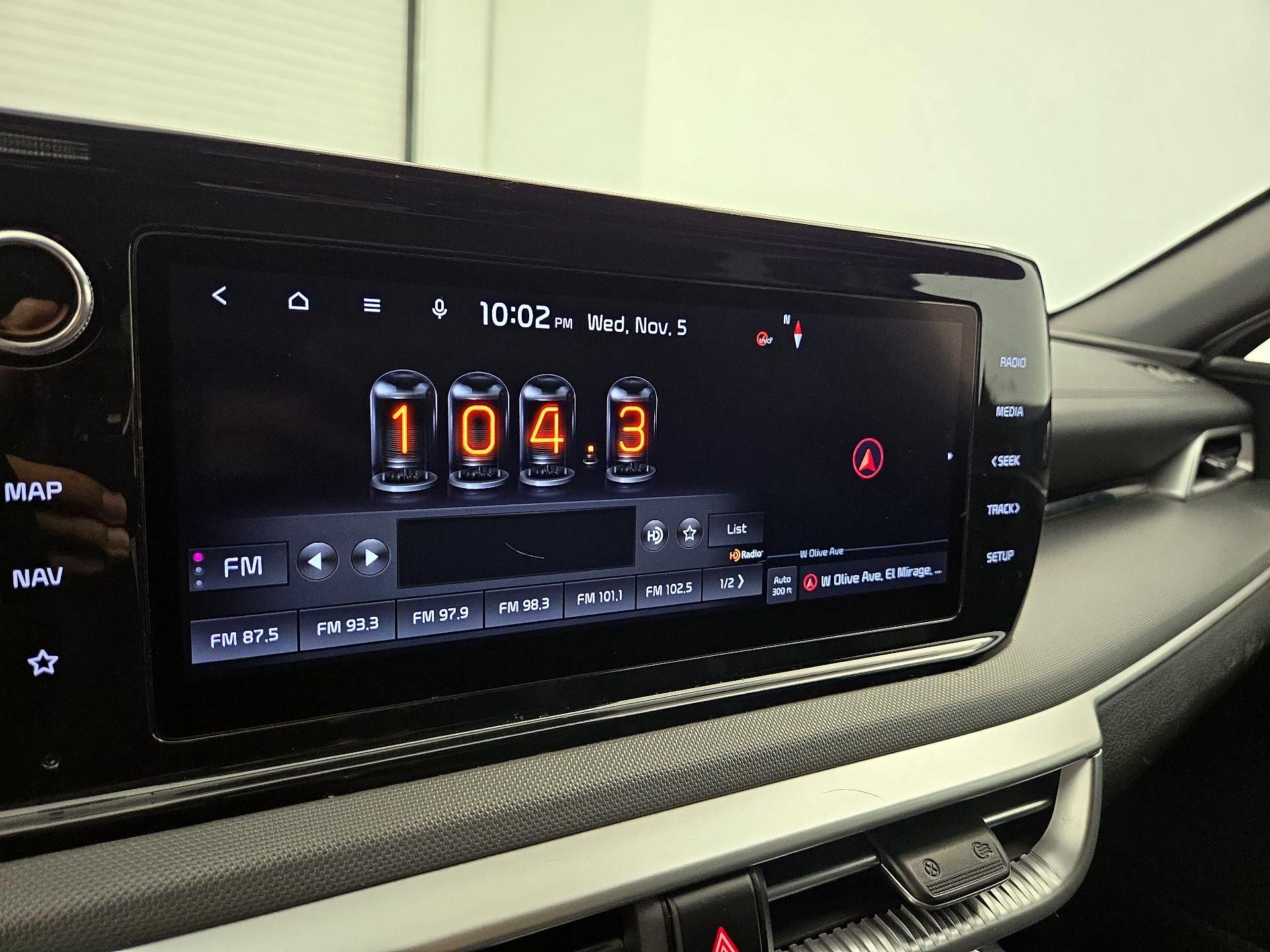 Thumbnail: 2022 Kia K5 - 16