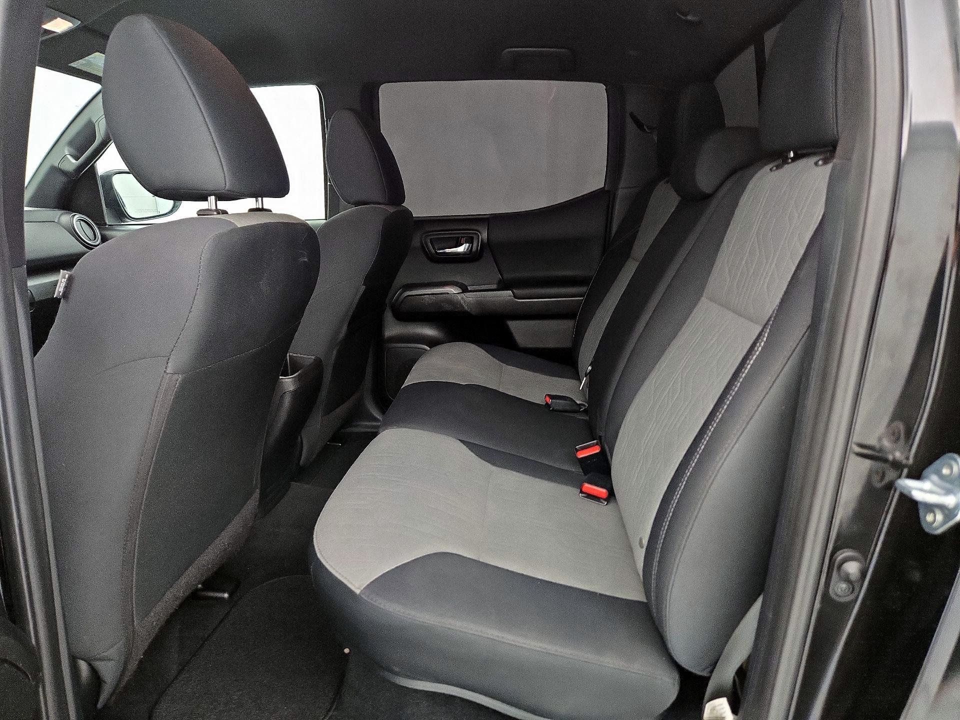 Thumbnail: 2021 Toyota Tacoma - 19