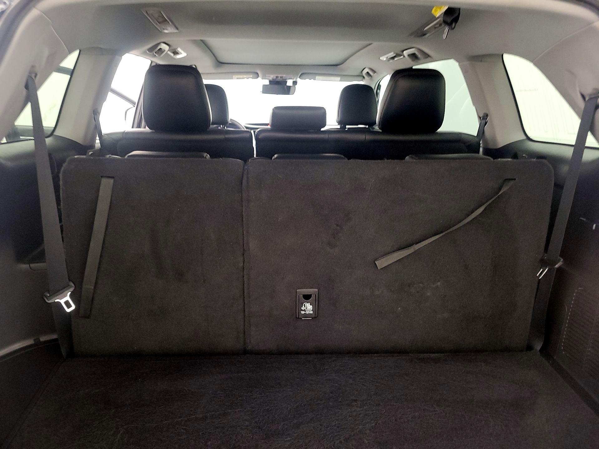 Thumbnail: 2019 Toyota Highlander - 20