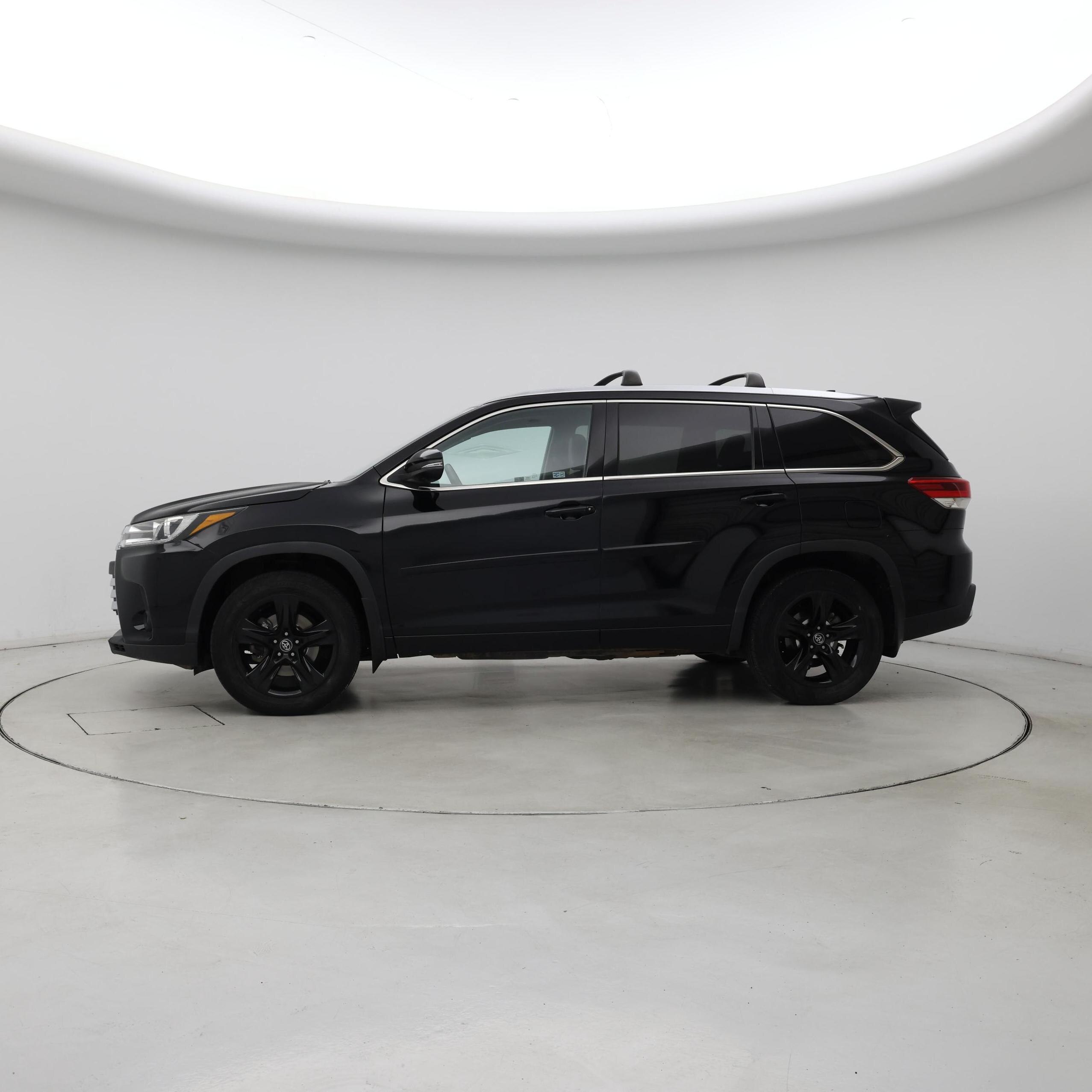 Thumbnail: 2019 Toyota Highlander - 3