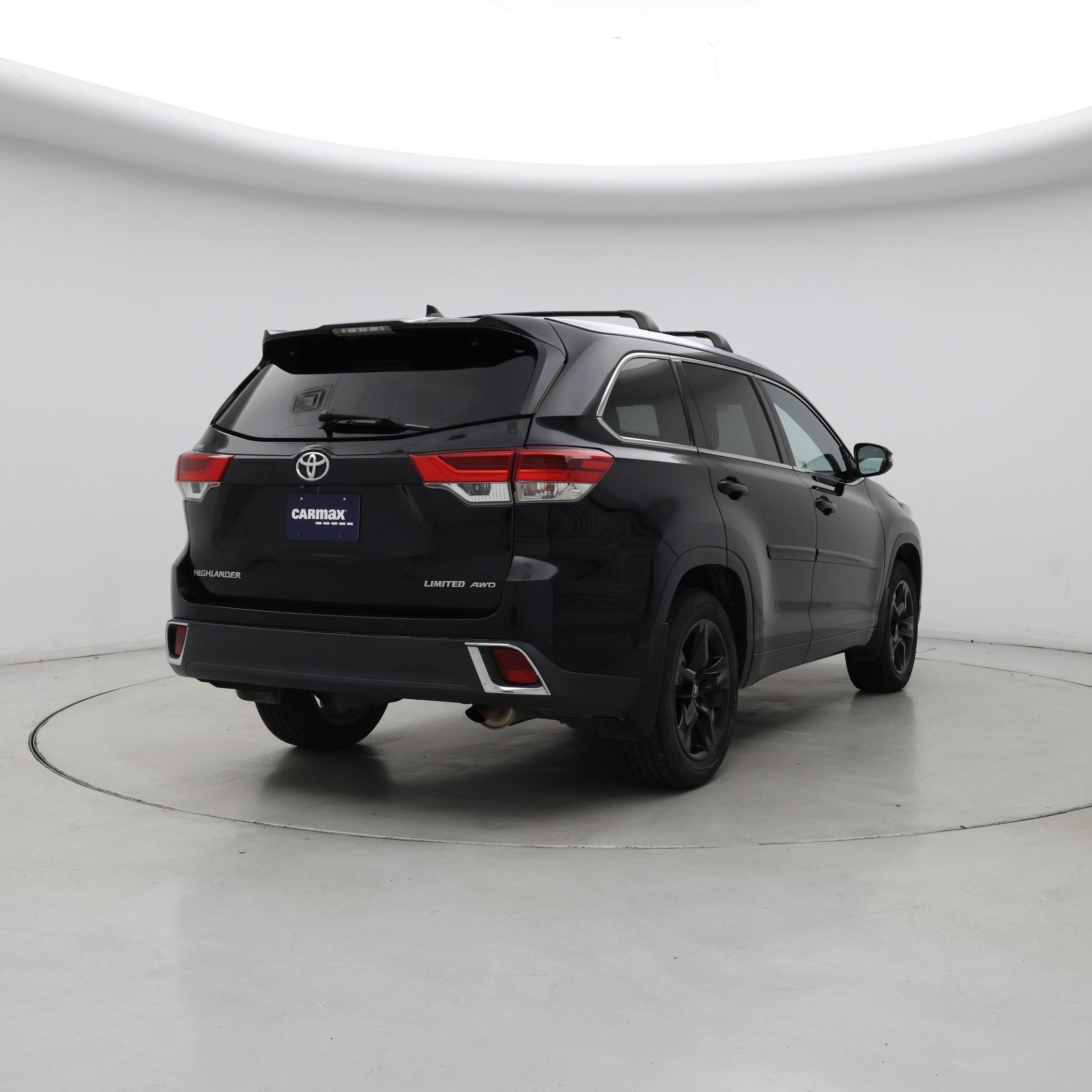 Thumbnail: 2019 Toyota Highlander - 8