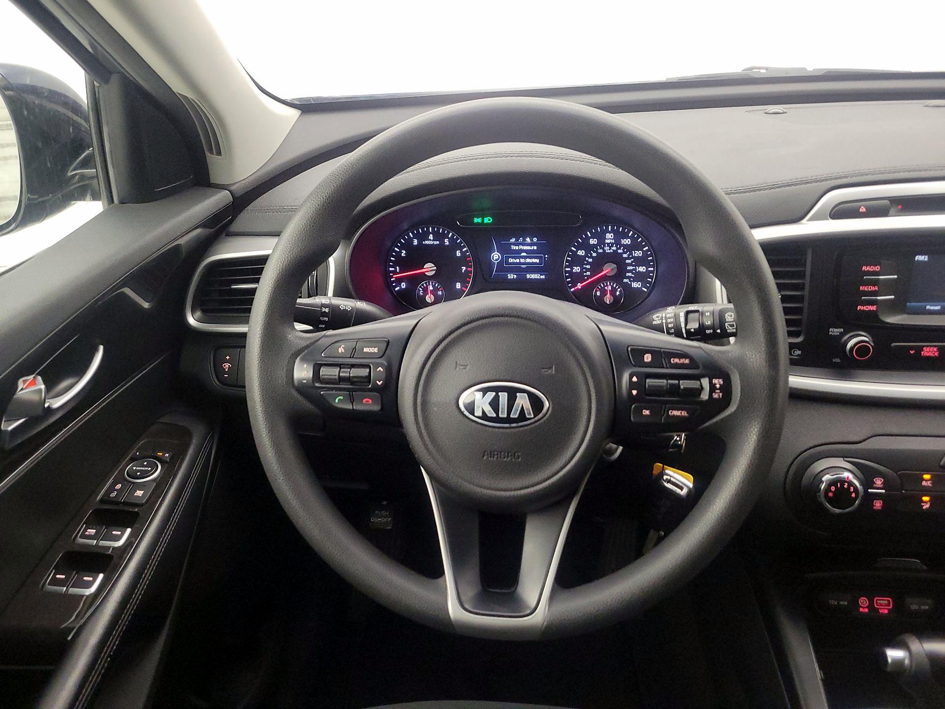 Thumbnail: 2018 Kia Sorento - 10