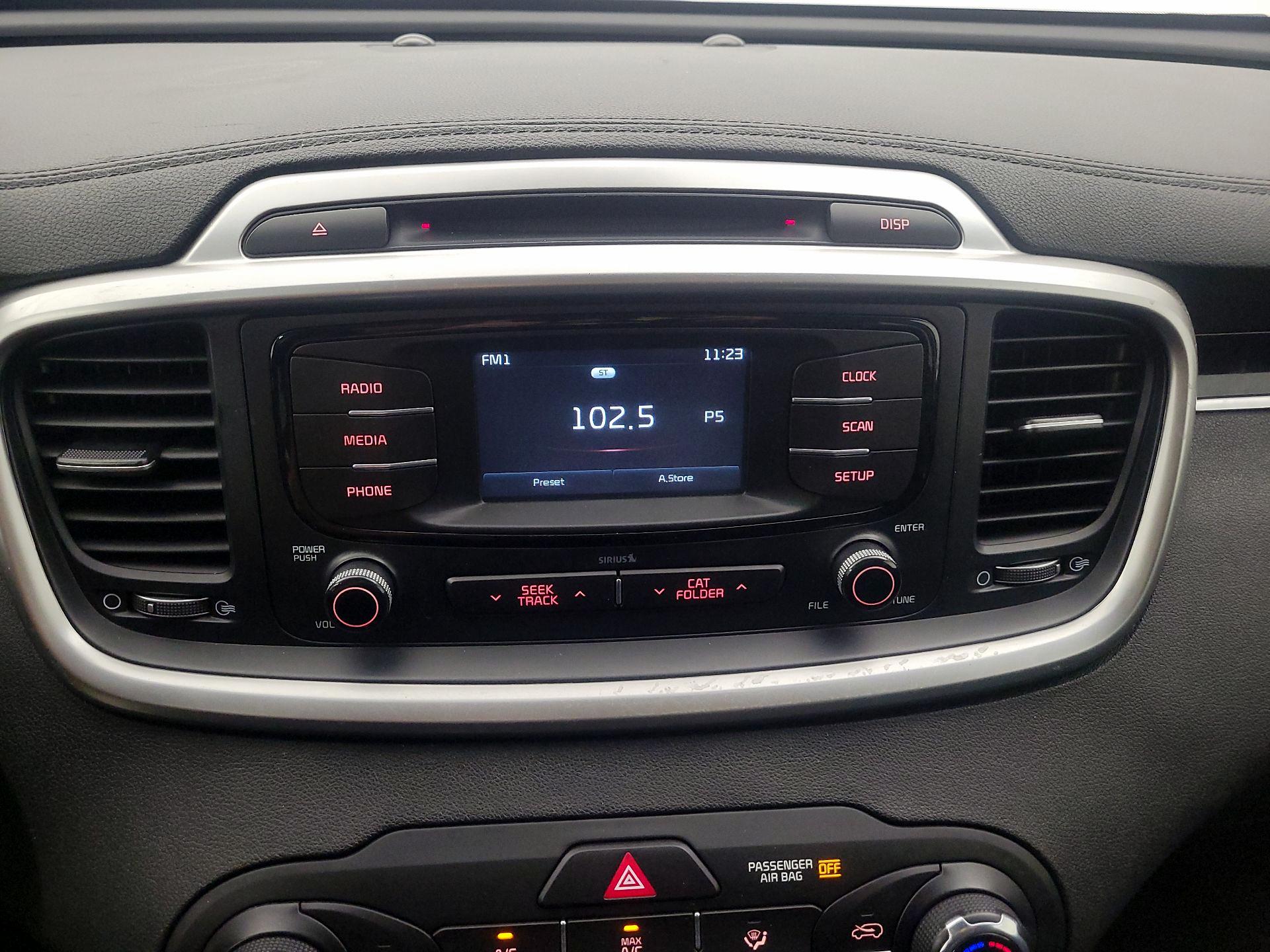 Thumbnail: 2018 Kia Sorento - 15