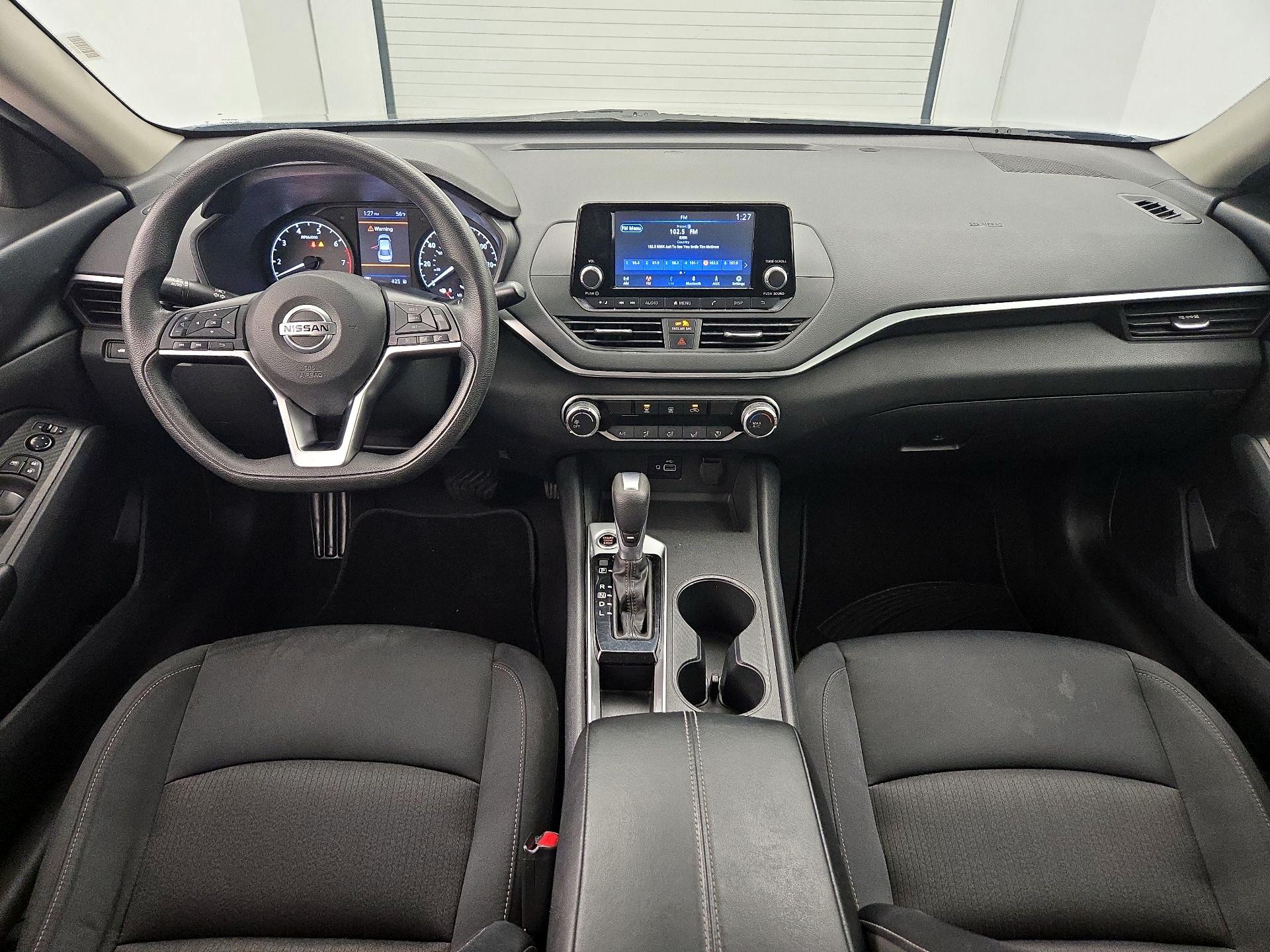 Thumbnail: 2021 Nissan Altima - 9