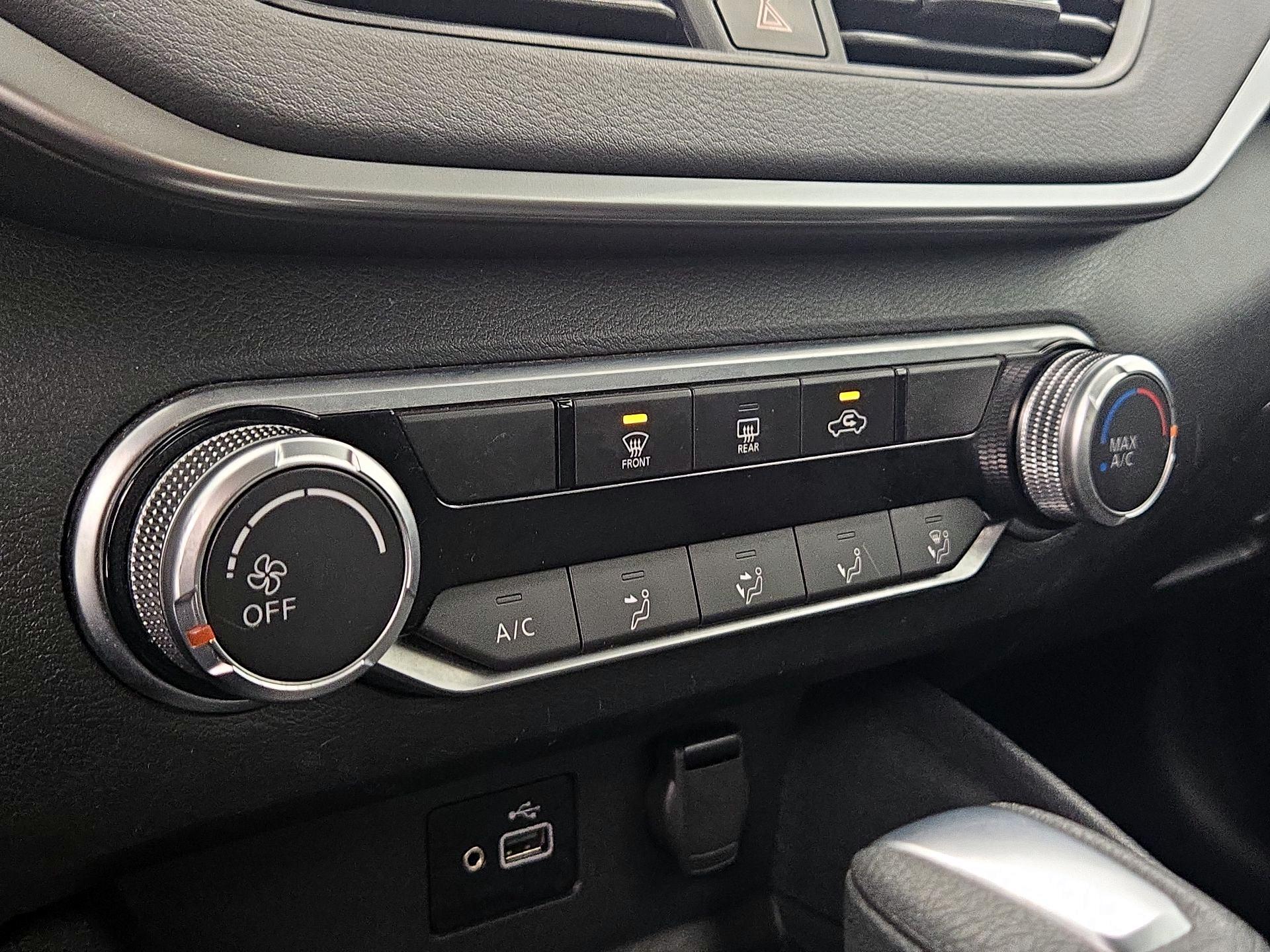 Thumbnail: 2021 Nissan Altima - 16