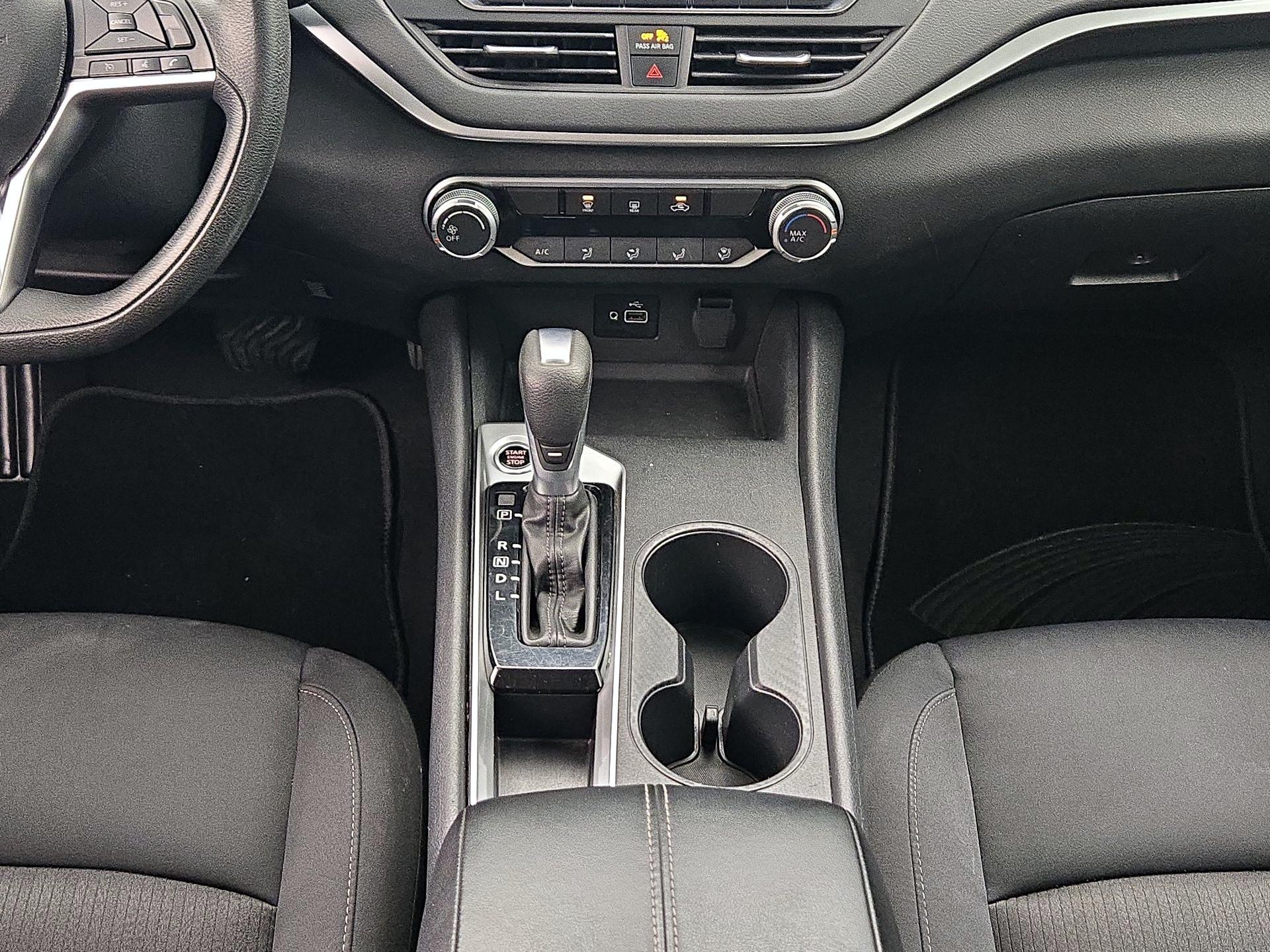 Thumbnail: 2021 Nissan Altima - 17