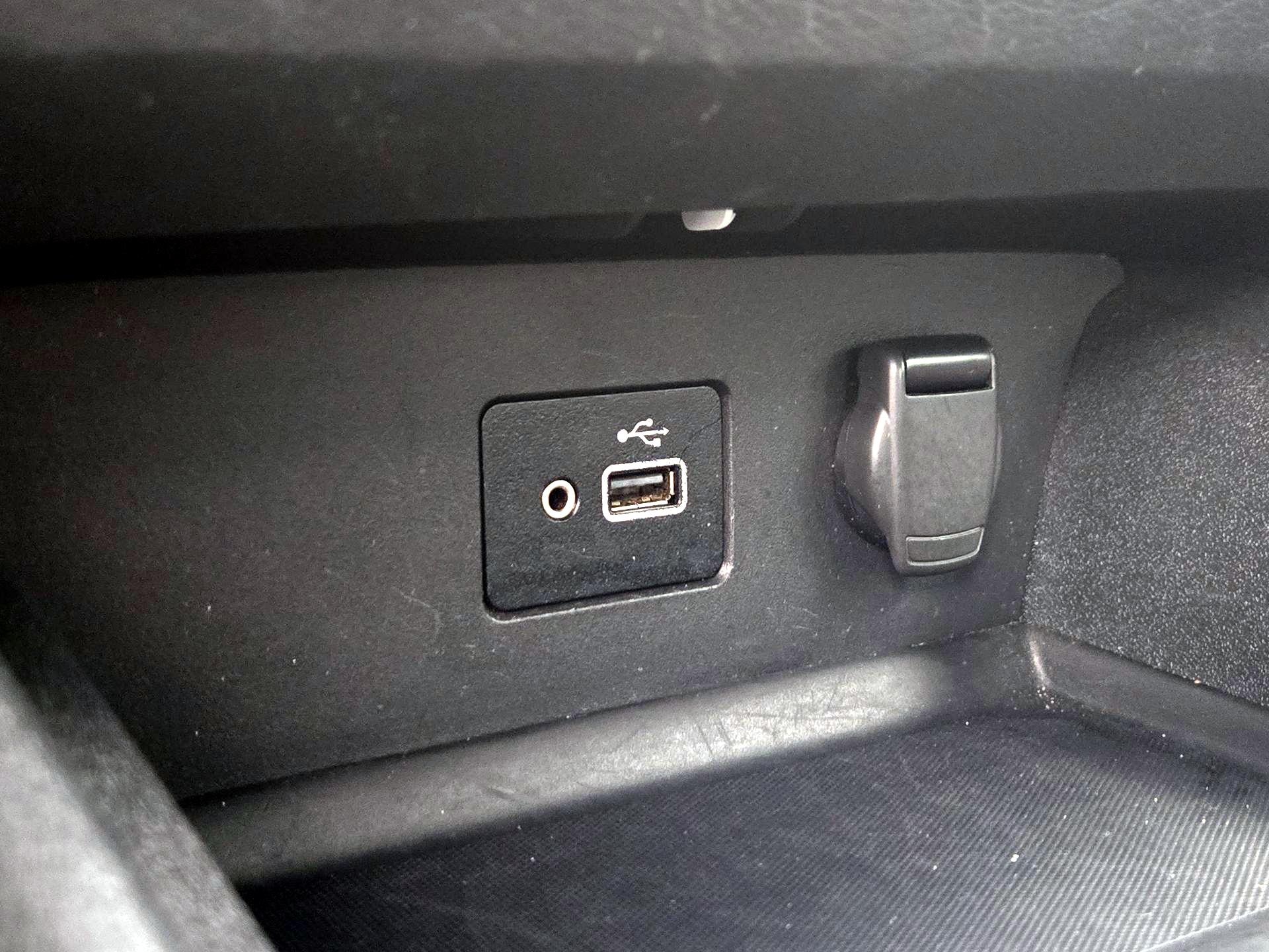 Thumbnail: 2021 Nissan Altima - 18