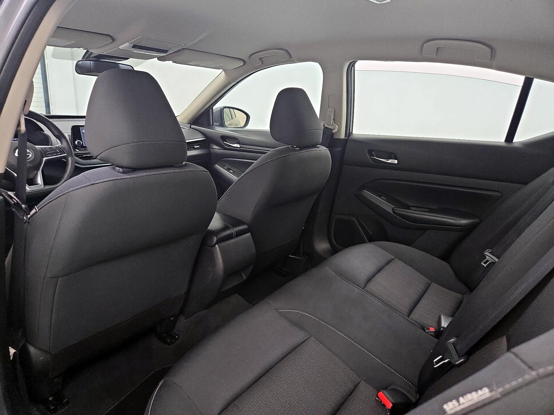 Thumbnail: 2021 Nissan Altima - 19