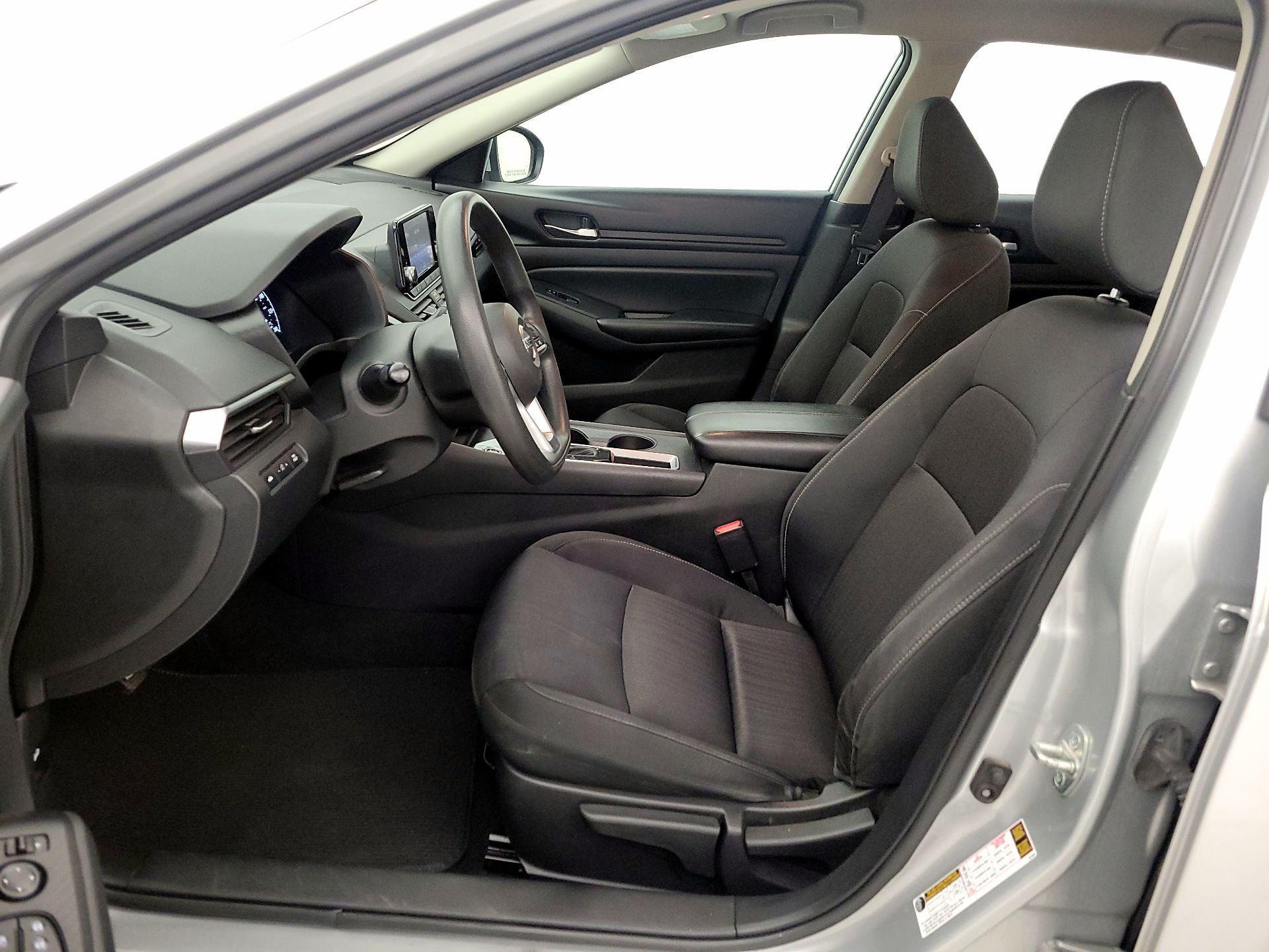 Thumbnail: 2021 Nissan Altima - 11