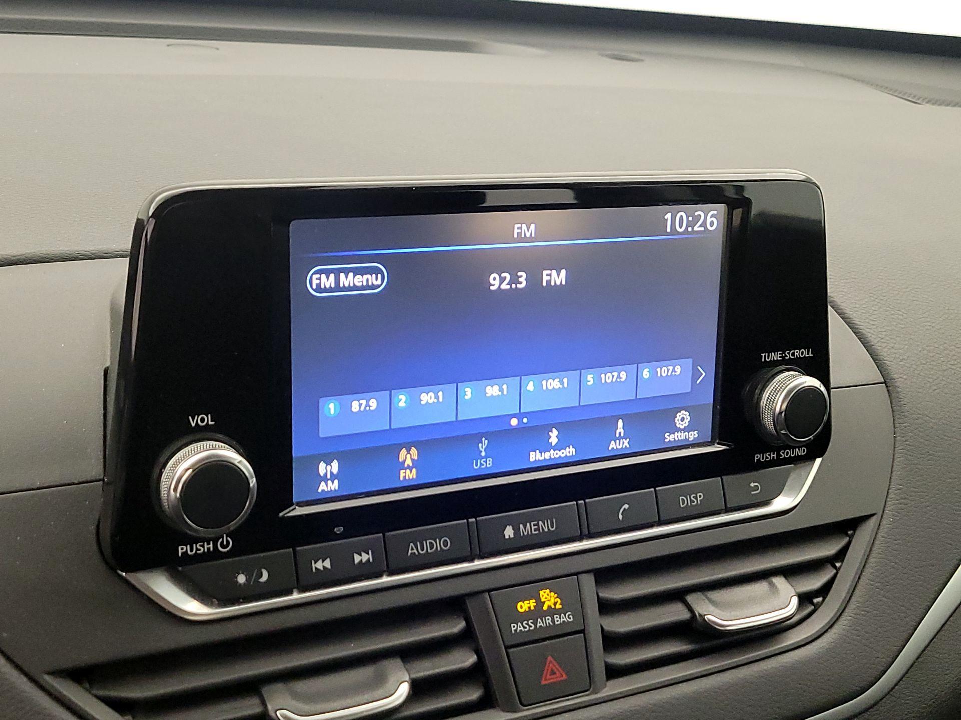 Thumbnail: 2021 Nissan Altima - 15