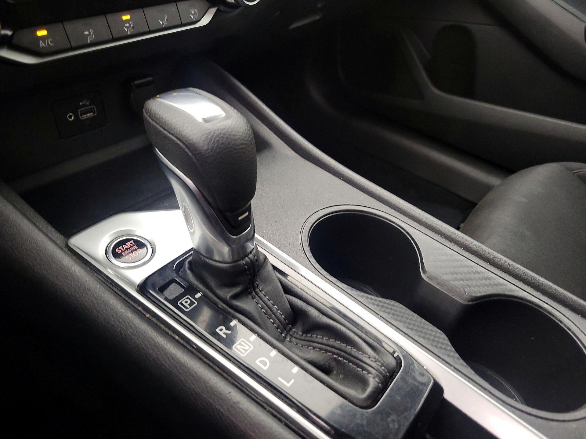 Thumbnail: 2021 Nissan Altima - 17