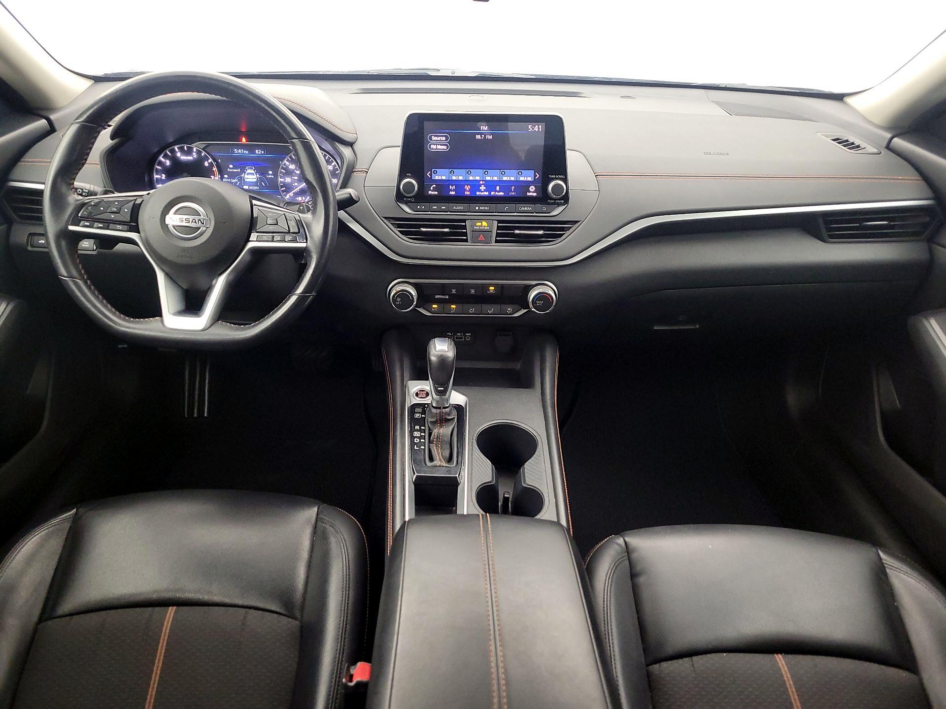 Thumbnail: 2021 Nissan Altima - 9