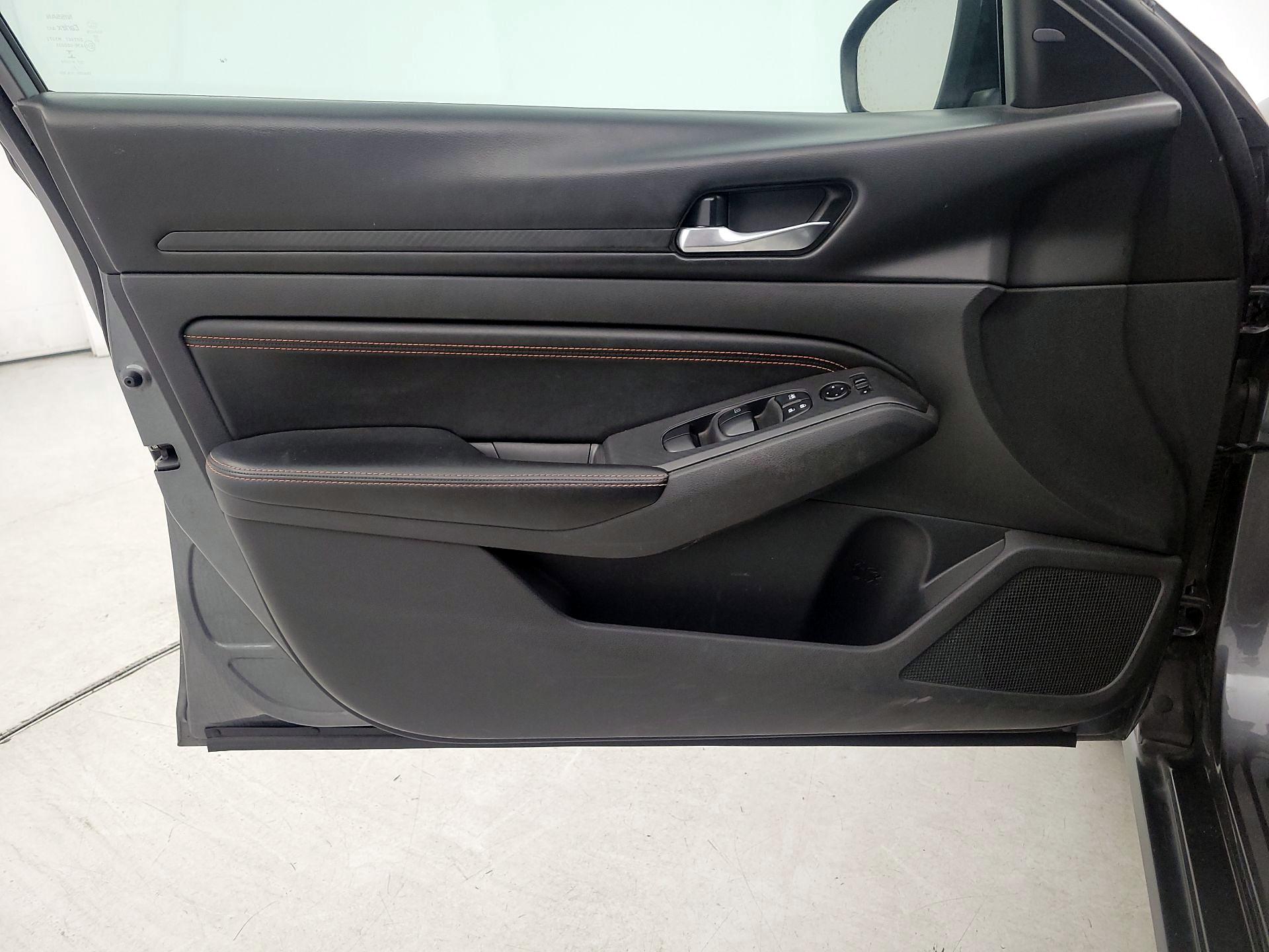 Thumbnail: 2021 Nissan Altima - 12