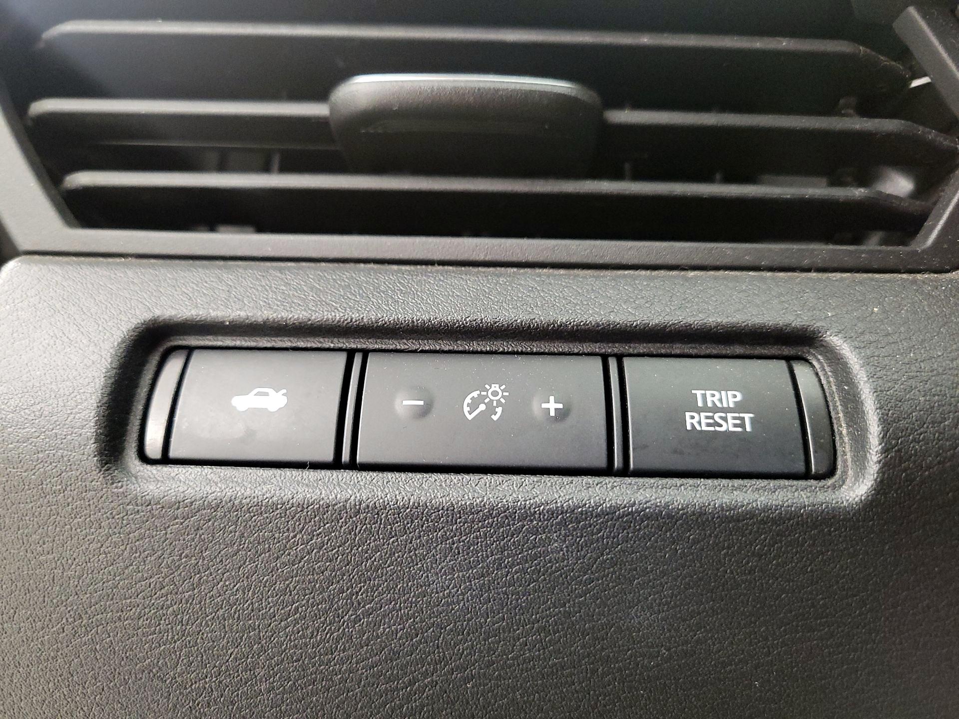 Thumbnail: 2021 Nissan Altima - 13