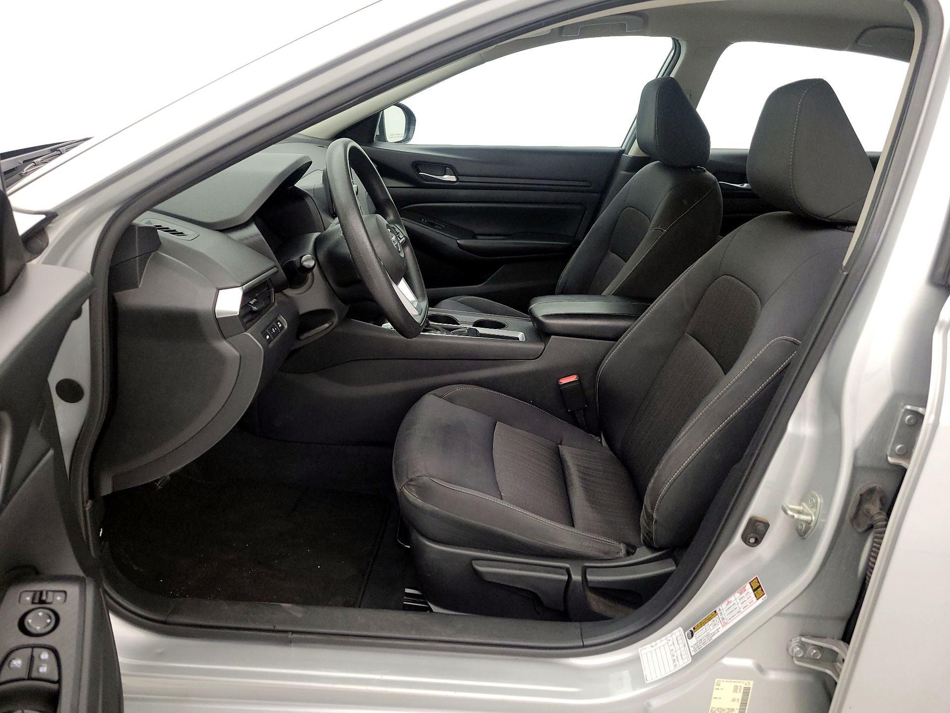 Thumbnail: 2021 Nissan Altima - 11