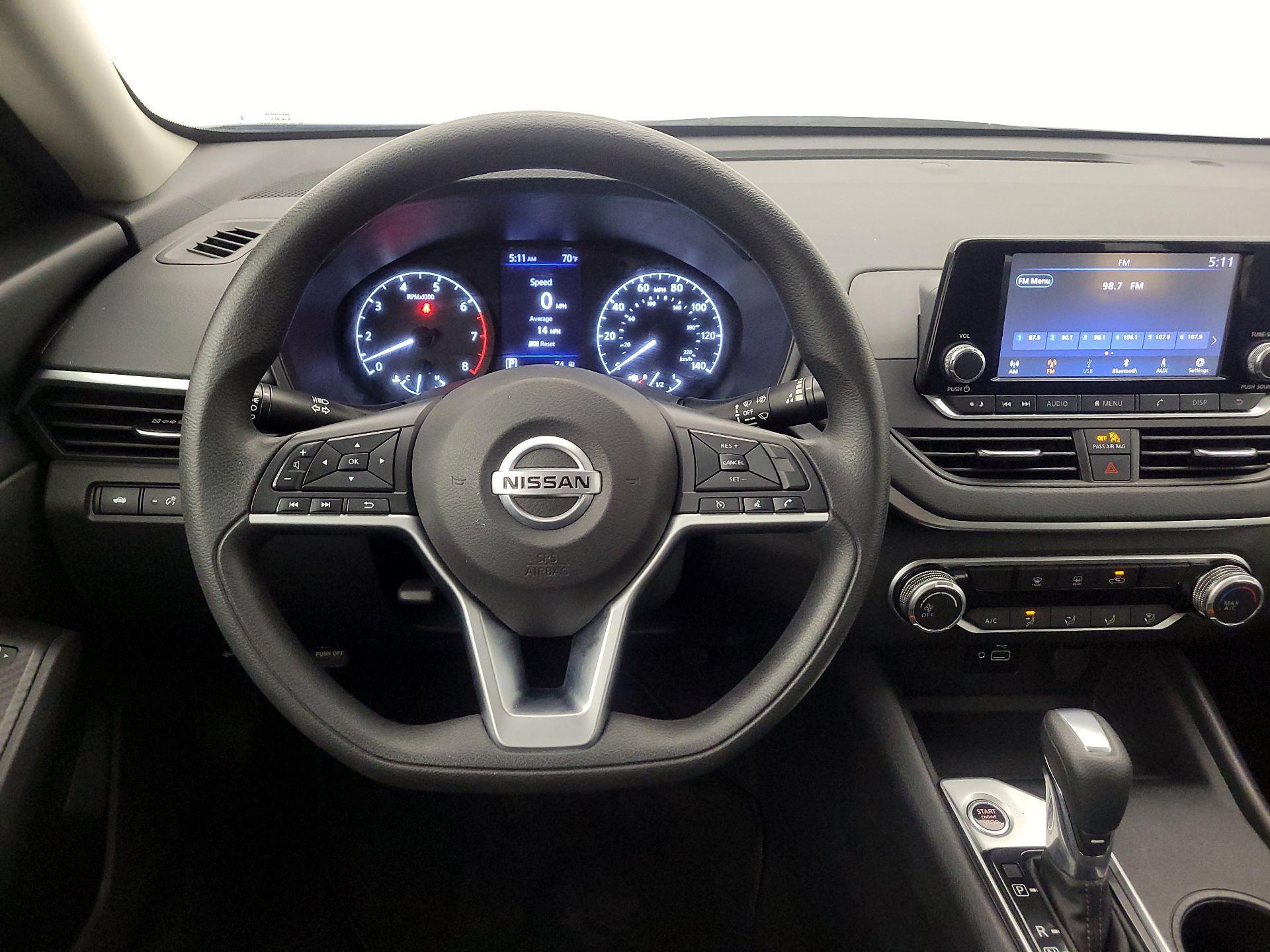 Thumbnail: 2021 Nissan Altima - 10