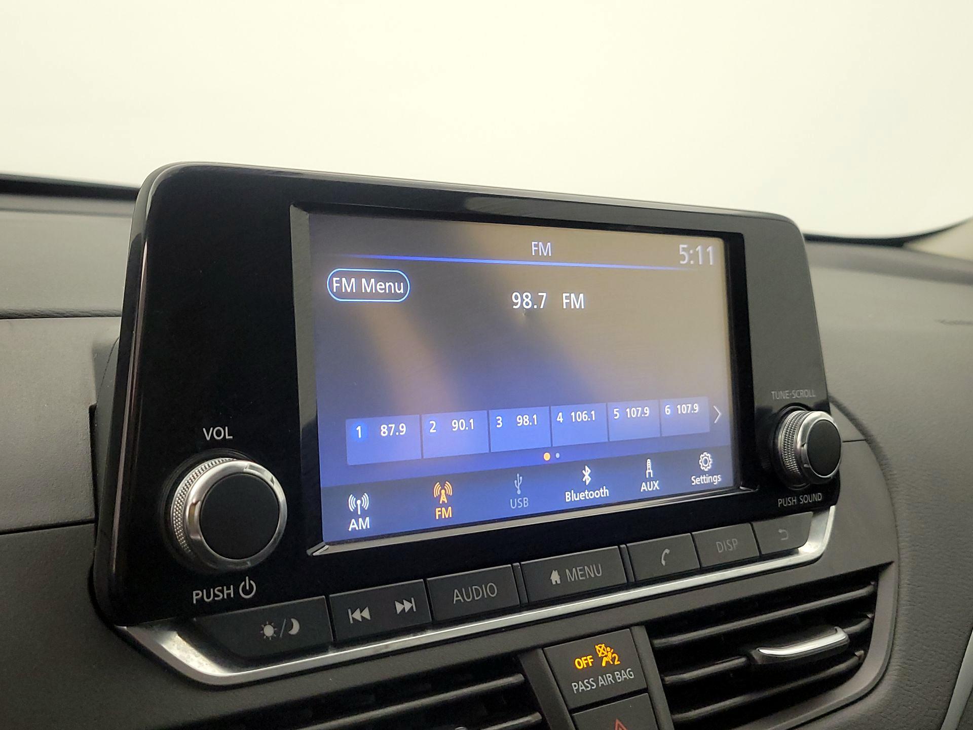 Thumbnail: 2021 Nissan Altima - 15