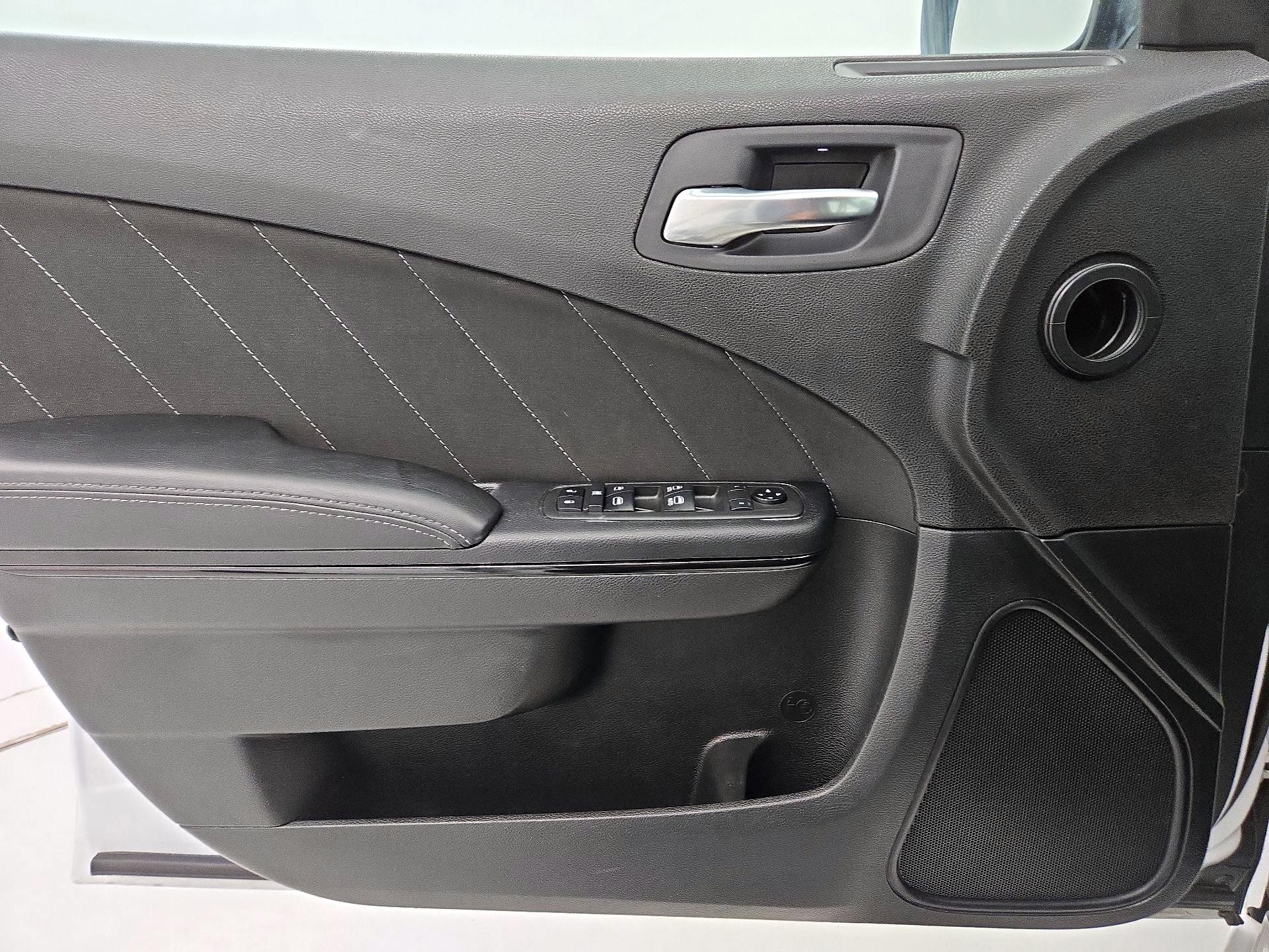 Thumbnail: 2021 Dodge Charger - 12