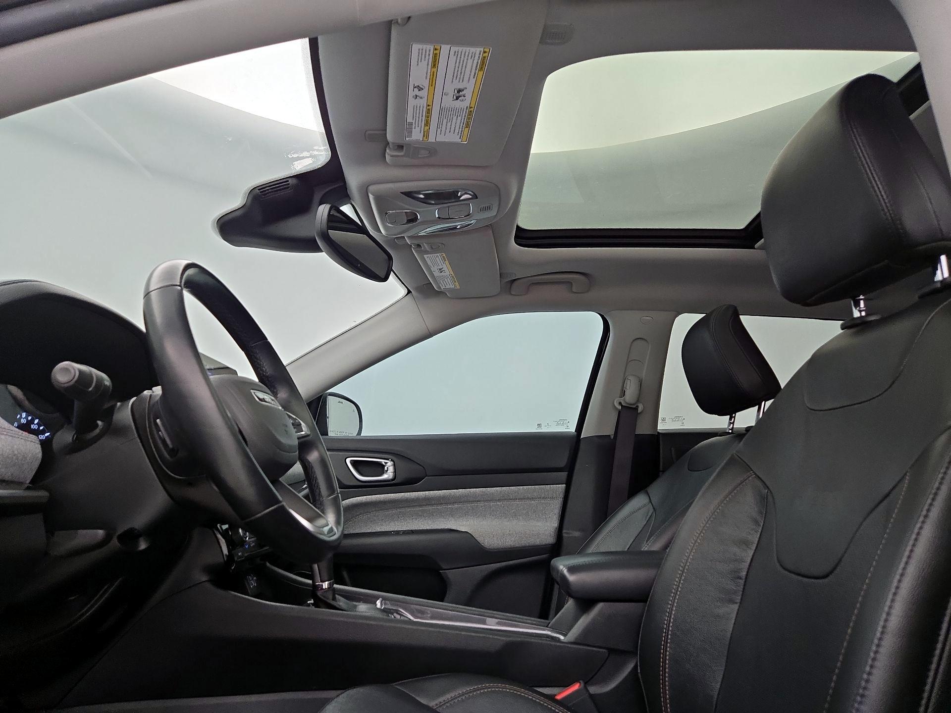 Thumbnail: 2022 Jeep Compass - 19