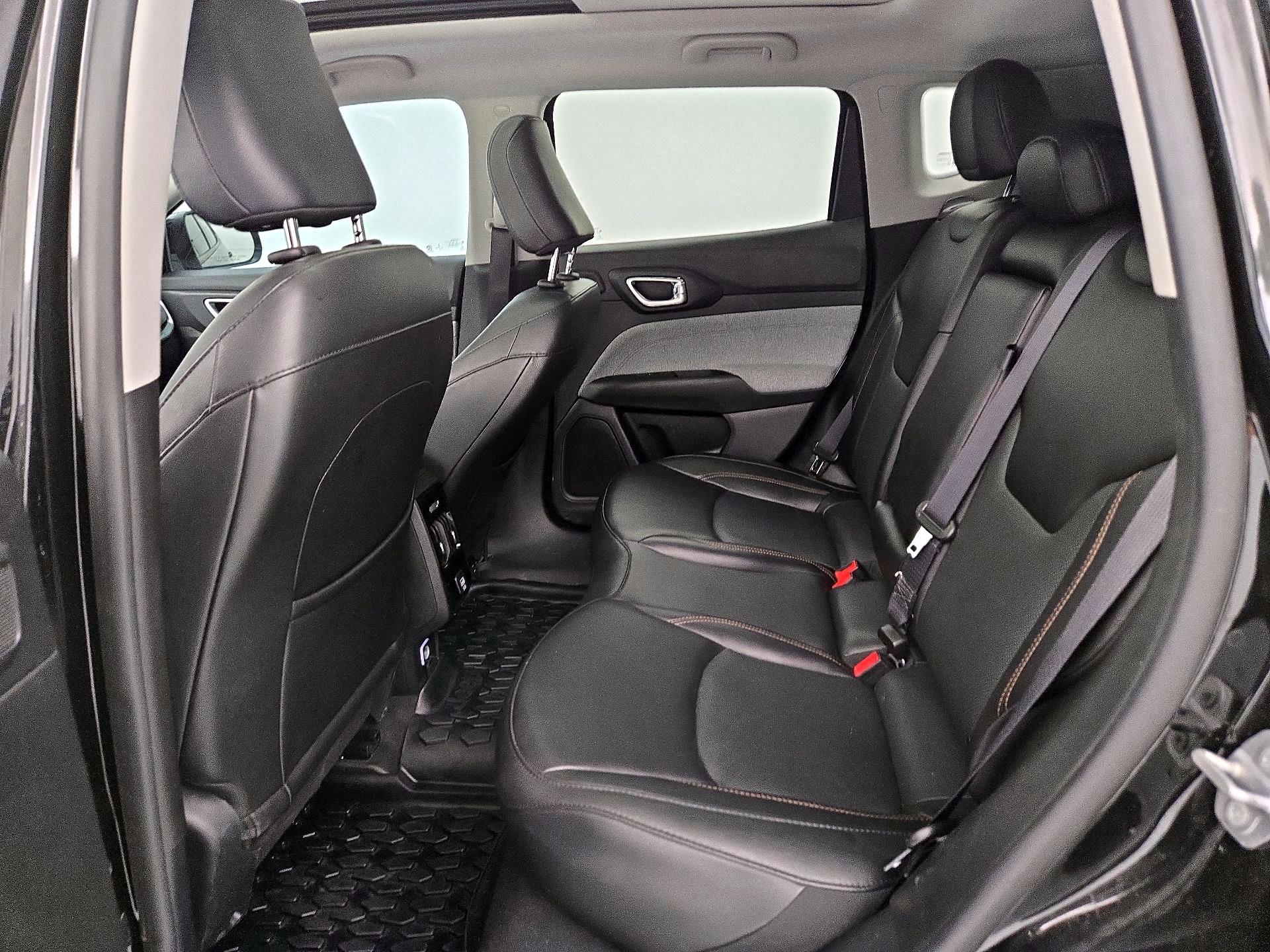 Thumbnail: 2022 Jeep Compass - 20