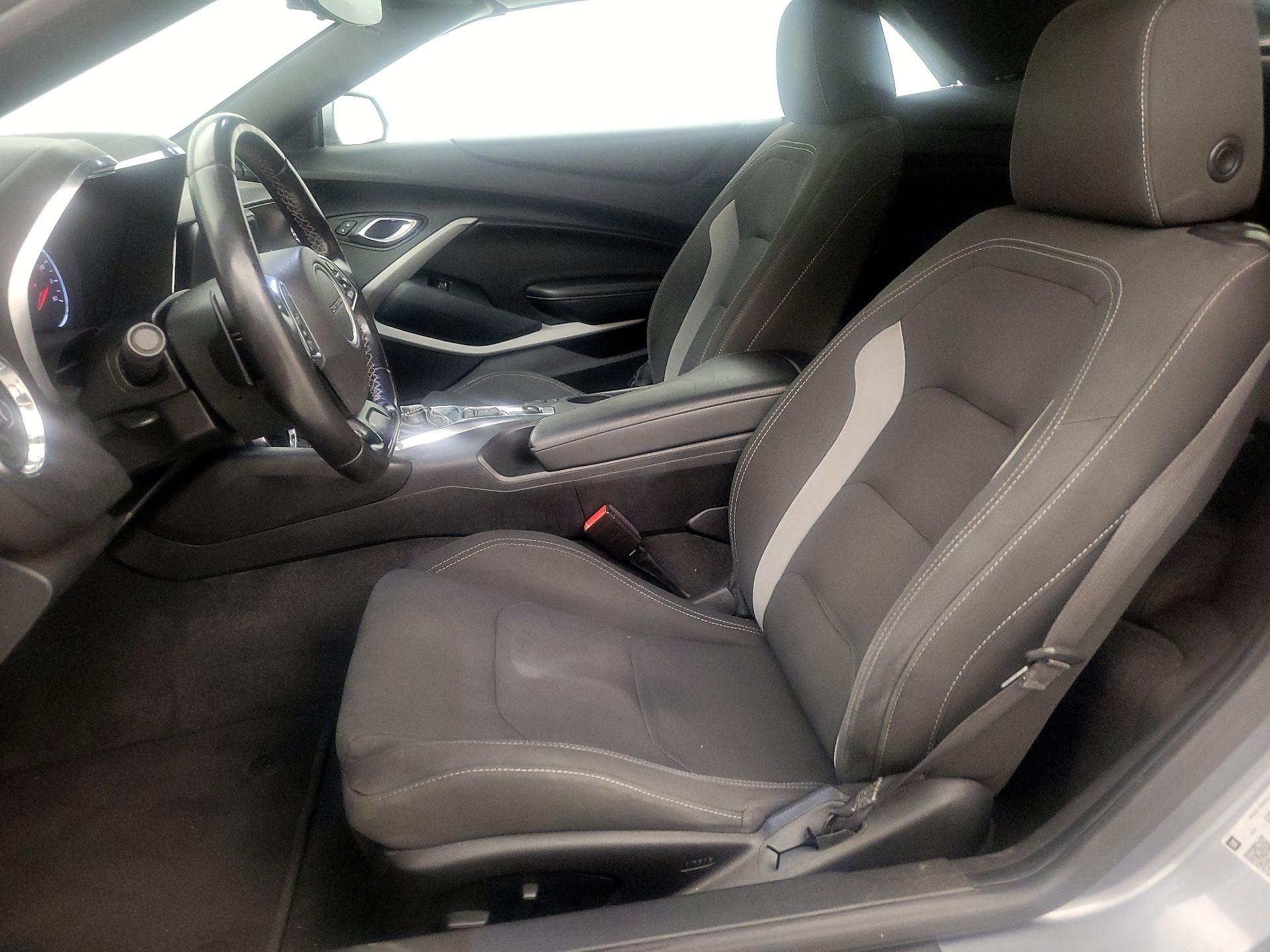 Thumbnail: 2020 Chevrolet Camaro - 11