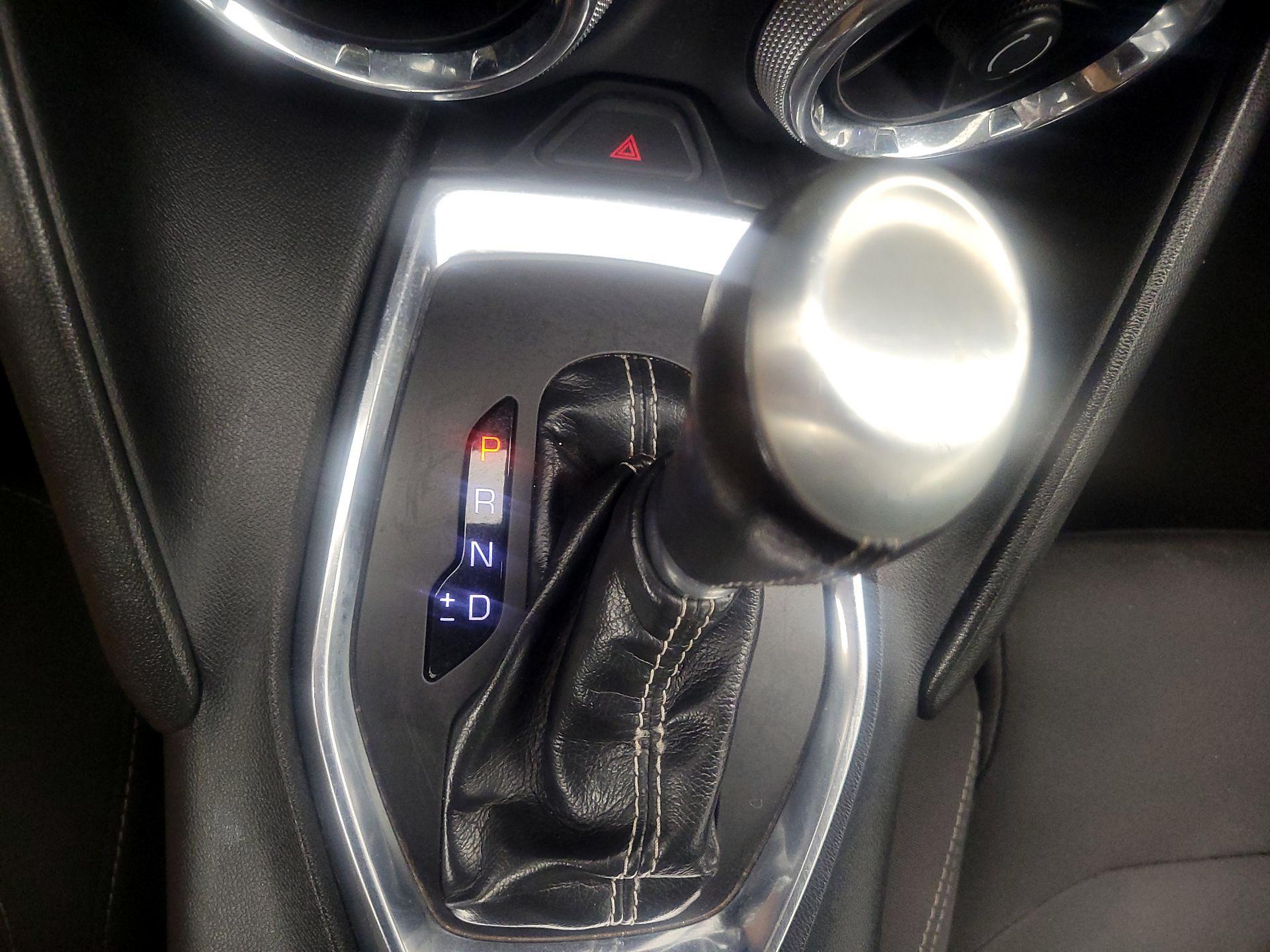 Thumbnail: 2020 Chevrolet Camaro - 16