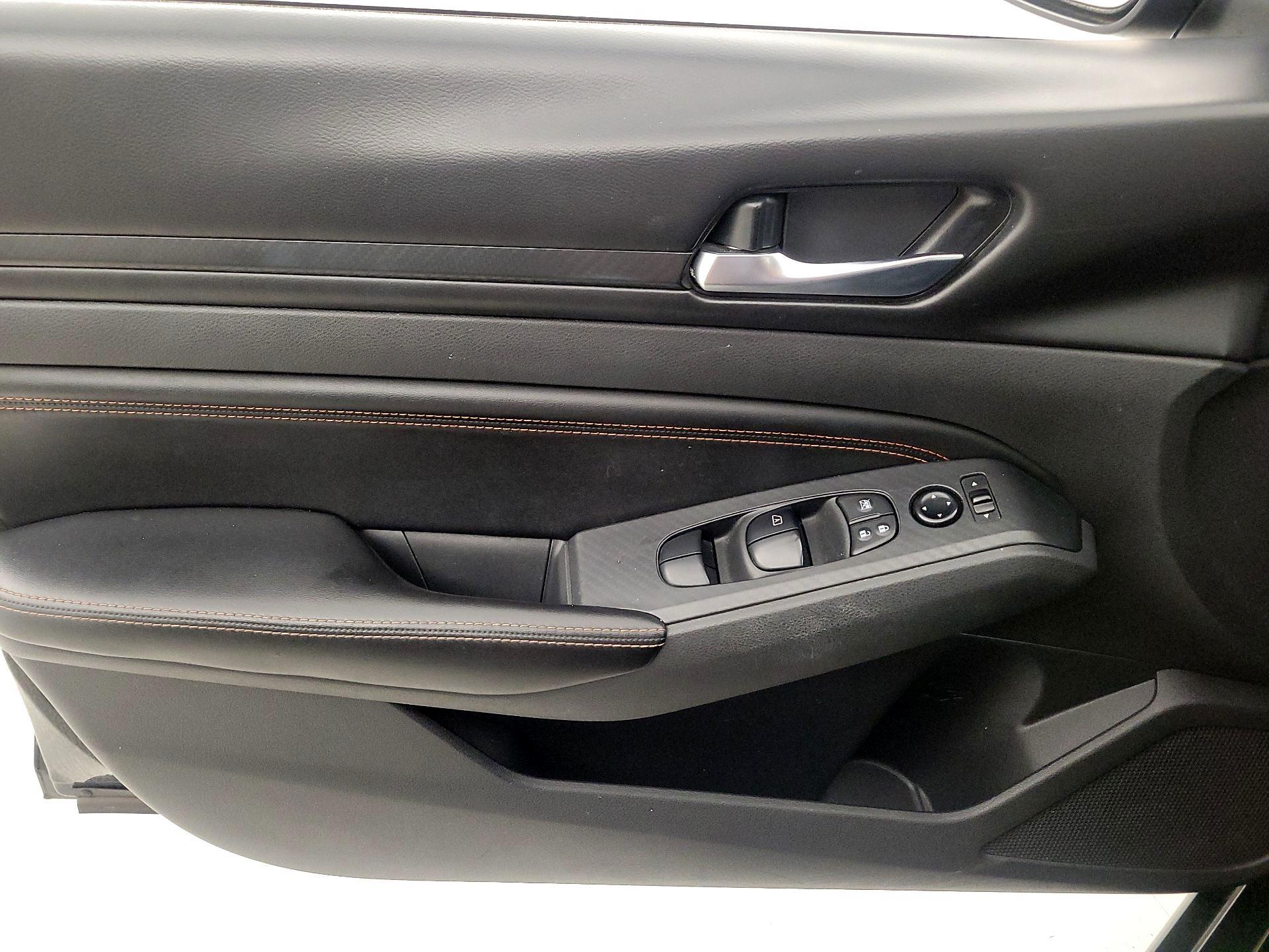 Thumbnail: 2021 Nissan Altima - 12