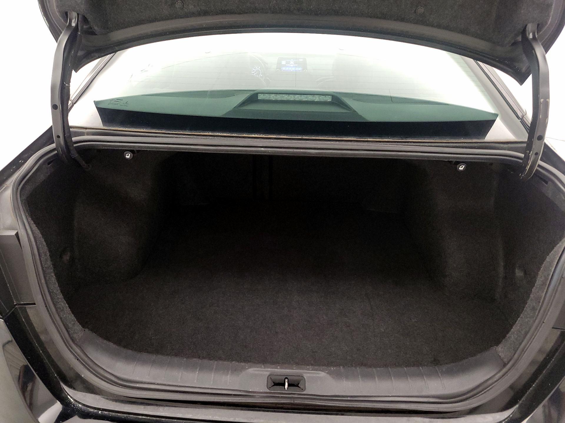 Thumbnail: 2021 Nissan Altima - 20