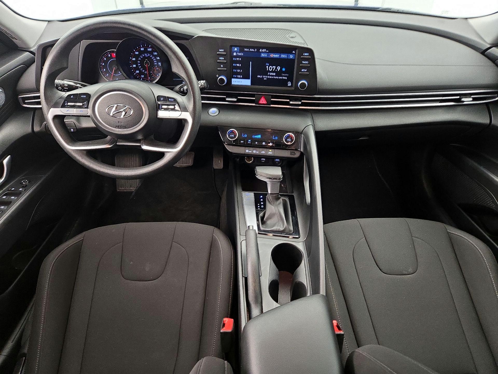 Thumbnail: 2023 Hyundai Elantra - 9