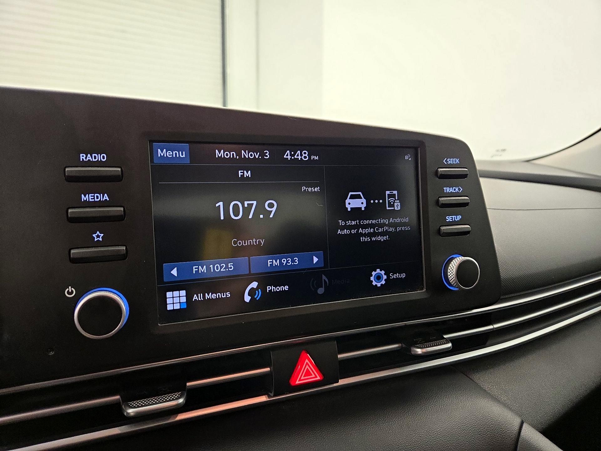 Thumbnail: 2023 Hyundai Elantra - 15