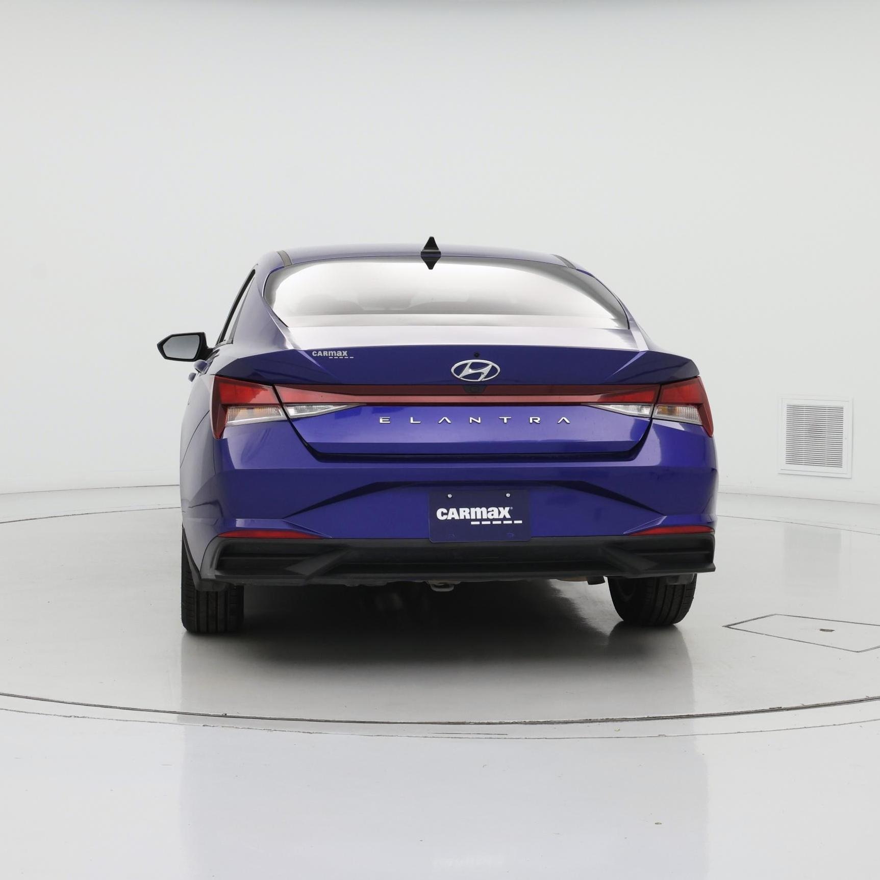 Thumbnail: 2023 Hyundai Elantra - 6