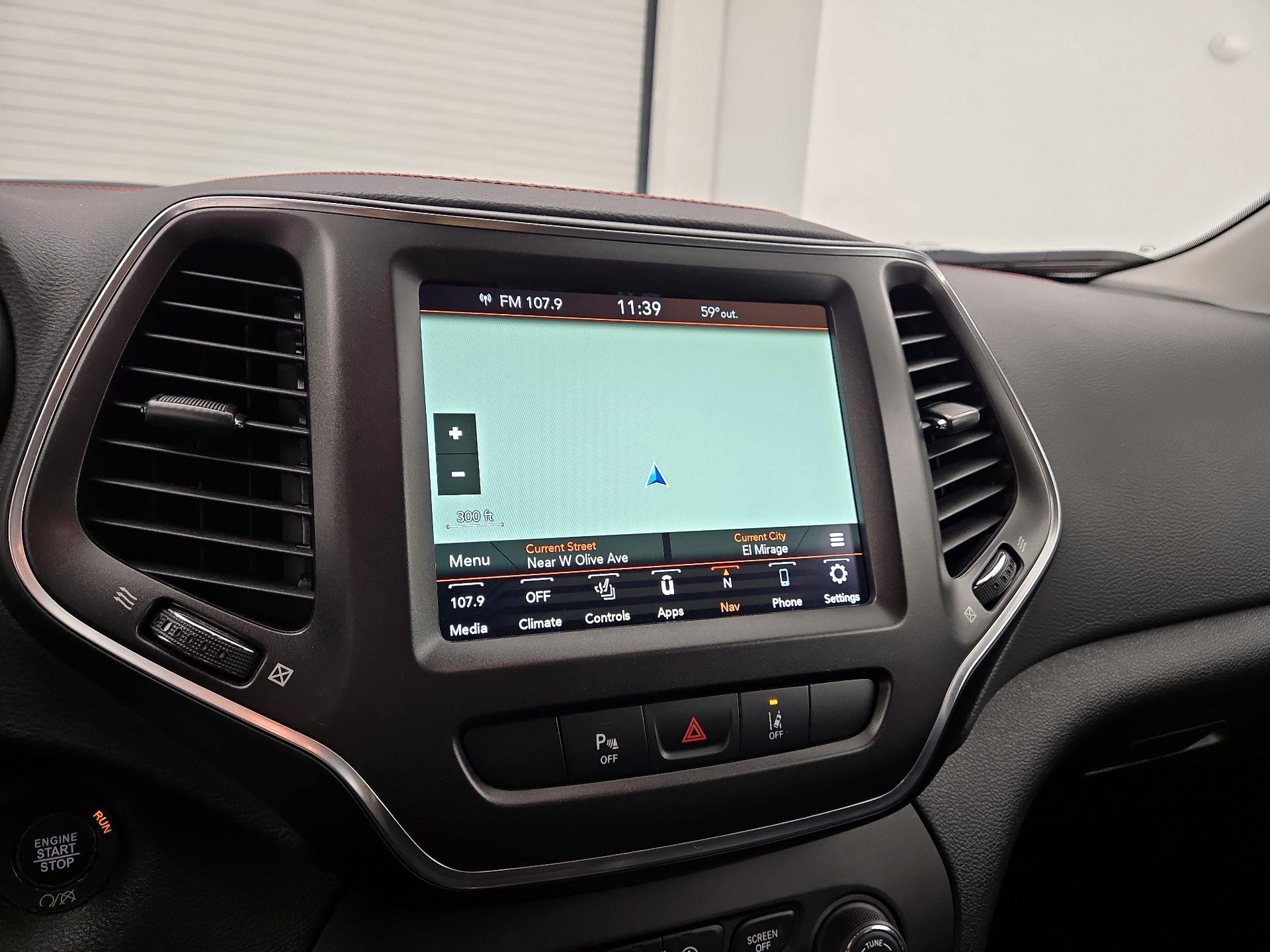 Thumbnail: 2022 Jeep Cherokee - 14