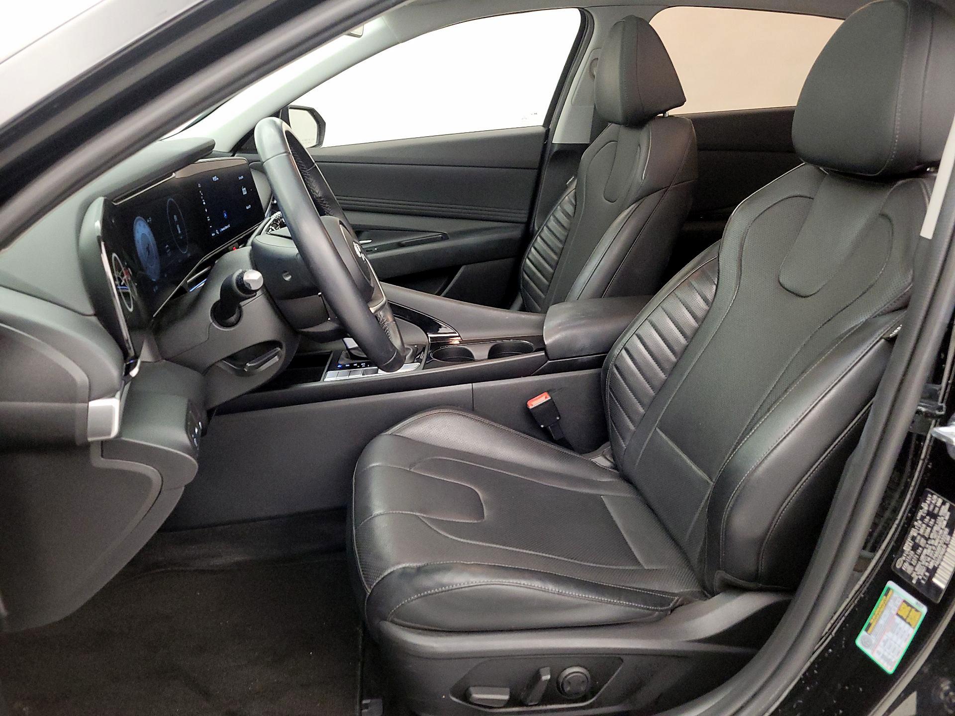 Thumbnail: 2023 Hyundai Elantra - 11