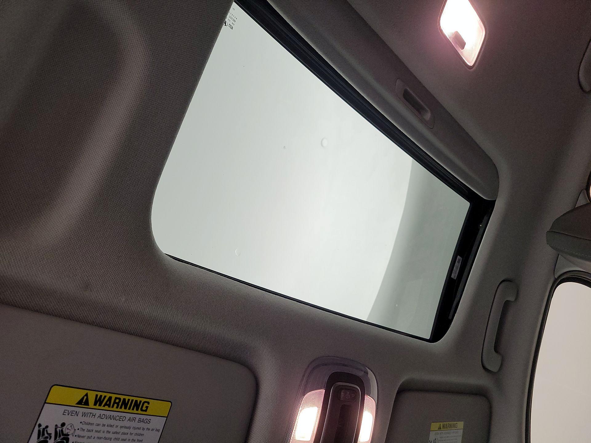 Thumbnail: 2023 Hyundai Elantra - 20