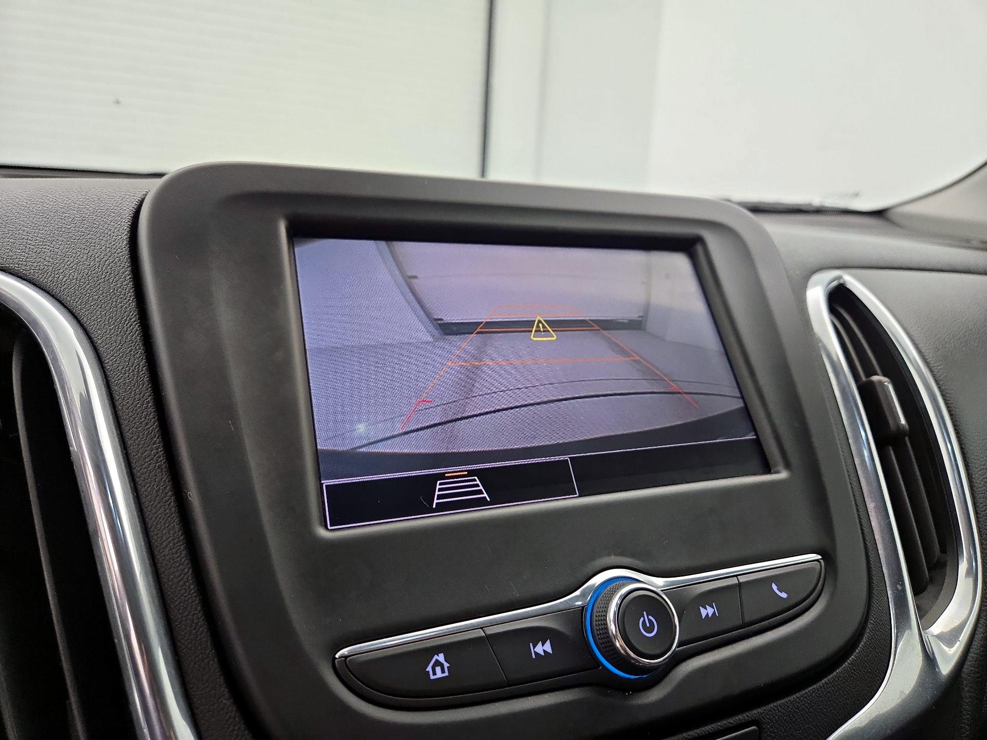 Thumbnail: 2022 Chevrolet Equinox - 14