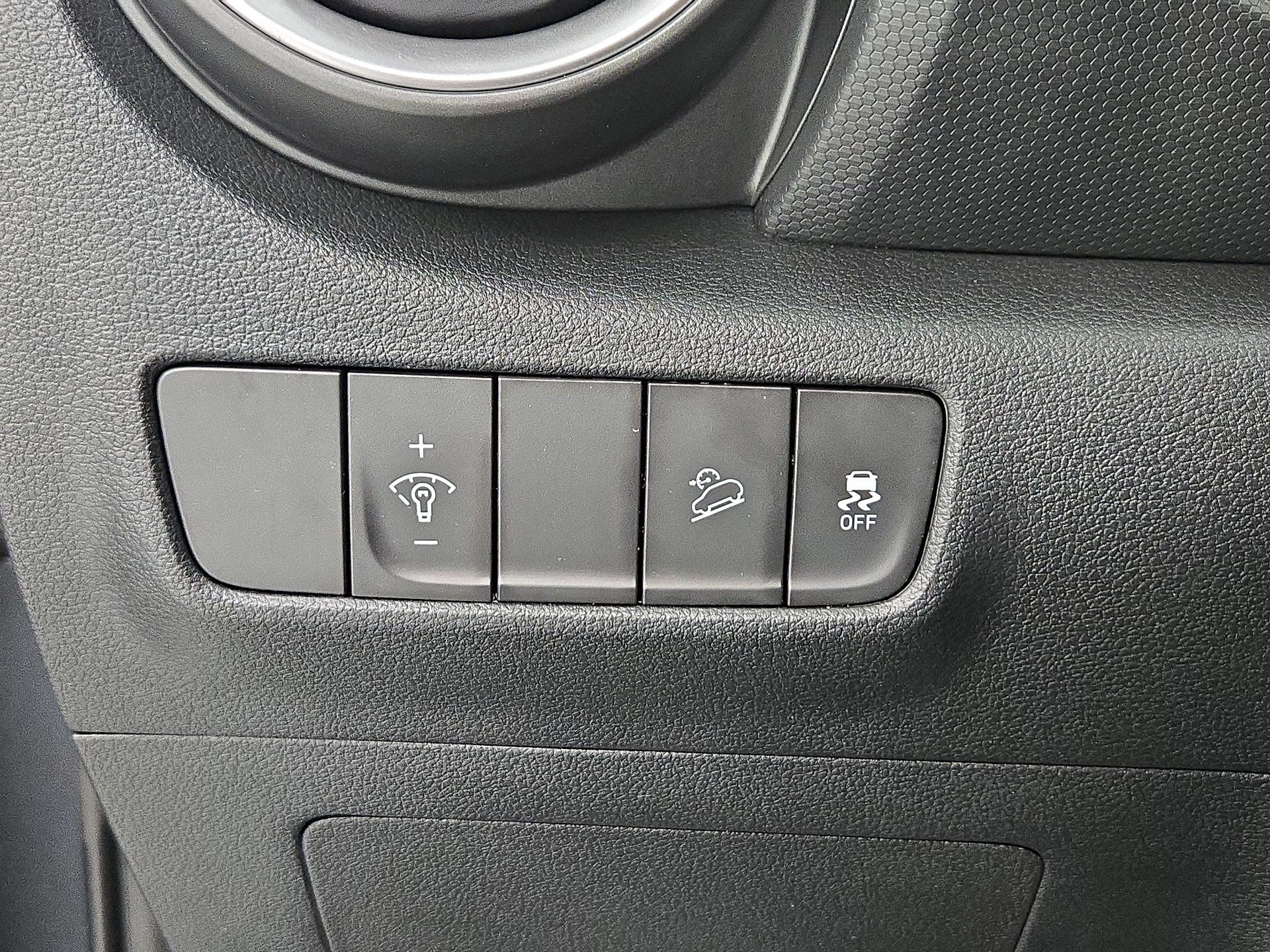 Thumbnail: 2022 Hyundai Kona - 13