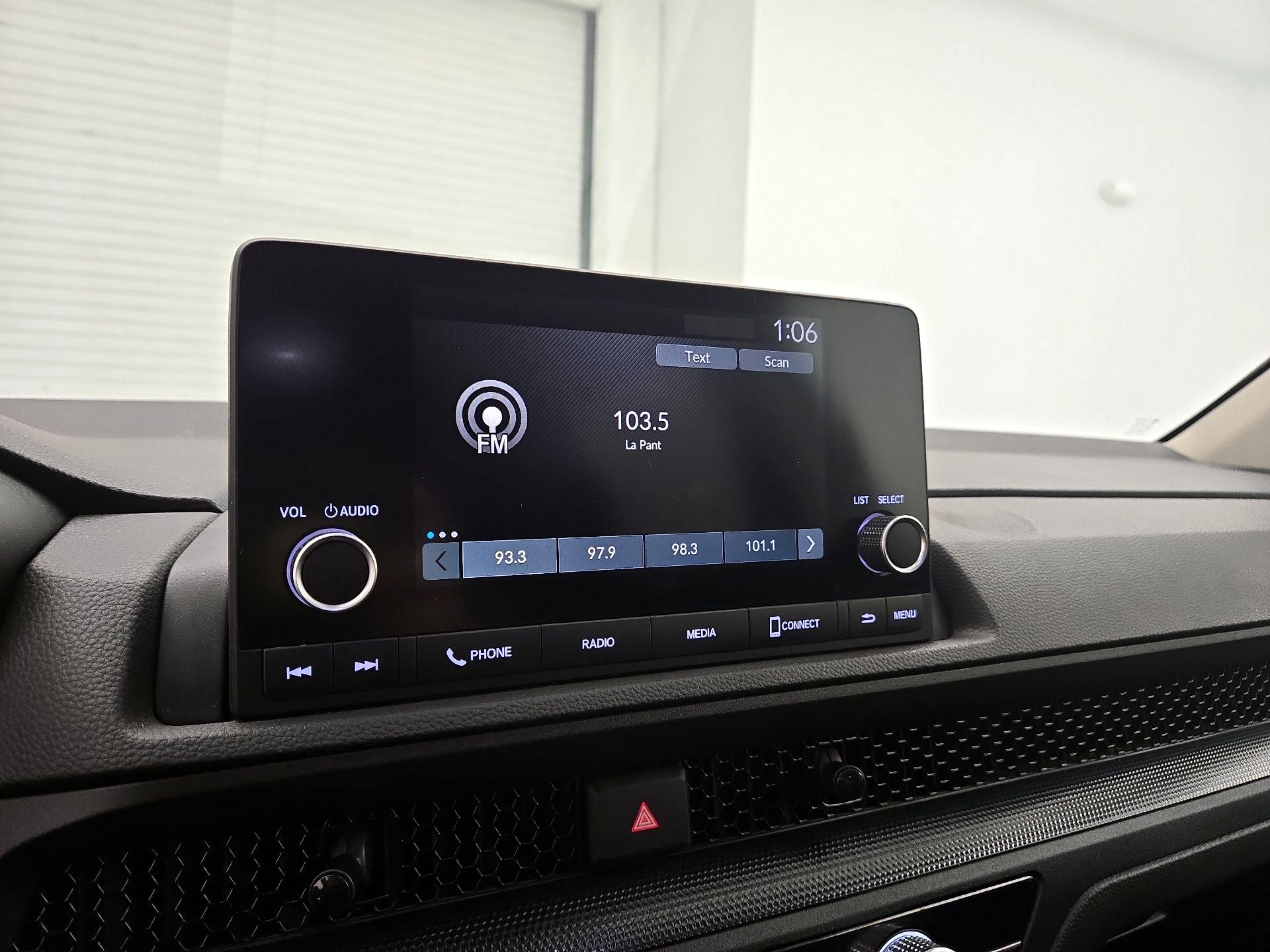 Thumbnail: 2023 Honda CR-V - 15