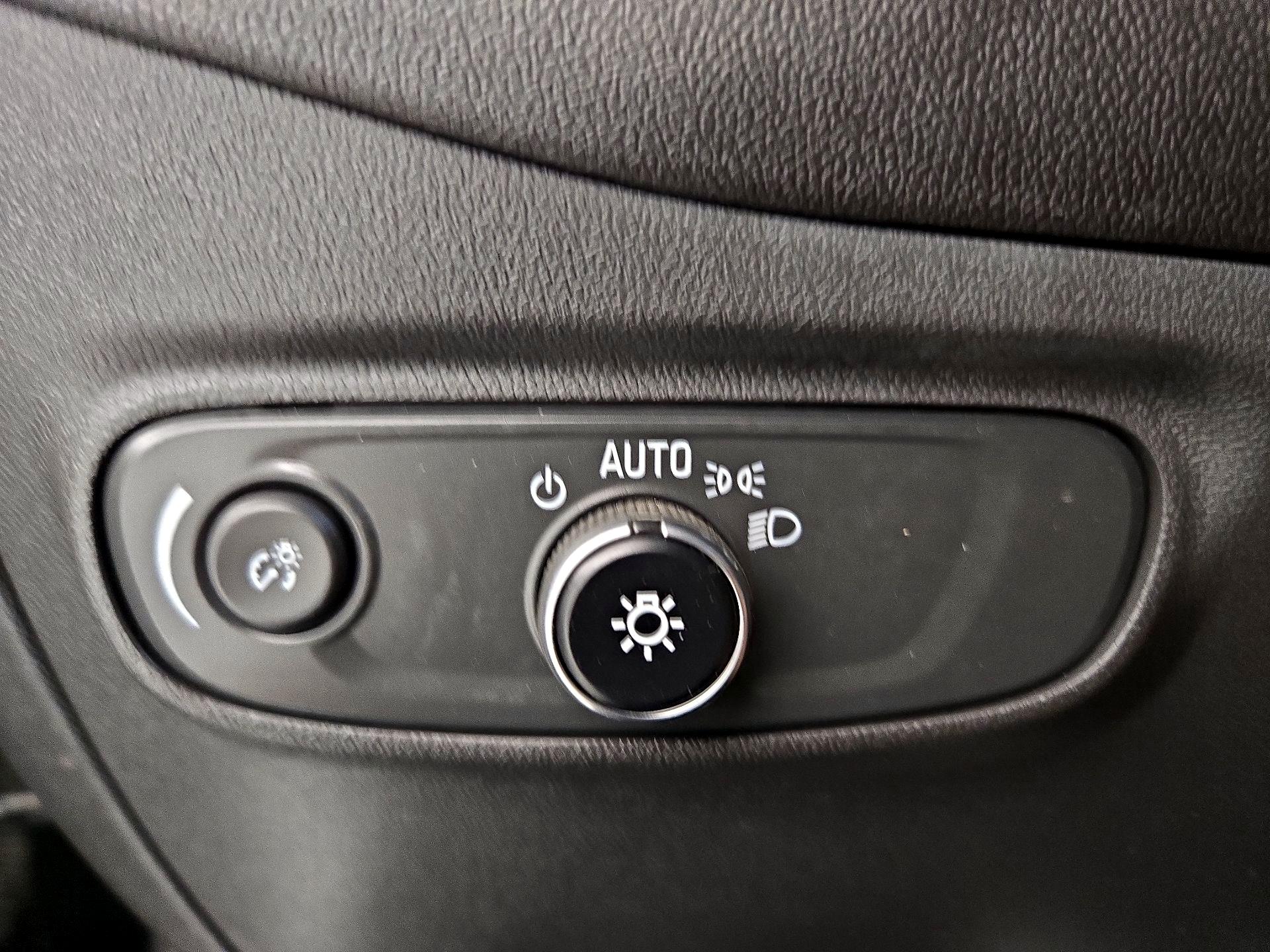 Thumbnail: 2024 Chevrolet Equinox - 13