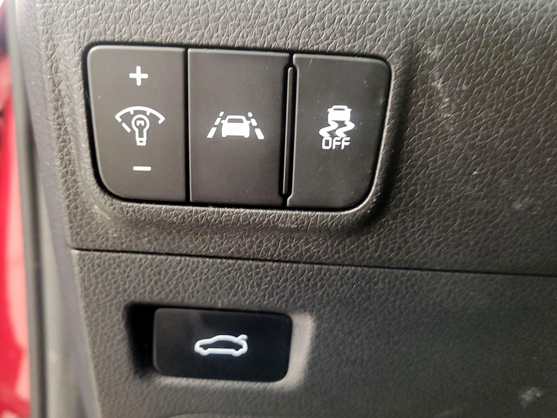 Thumbnail: 2022 Kia K5 - 13