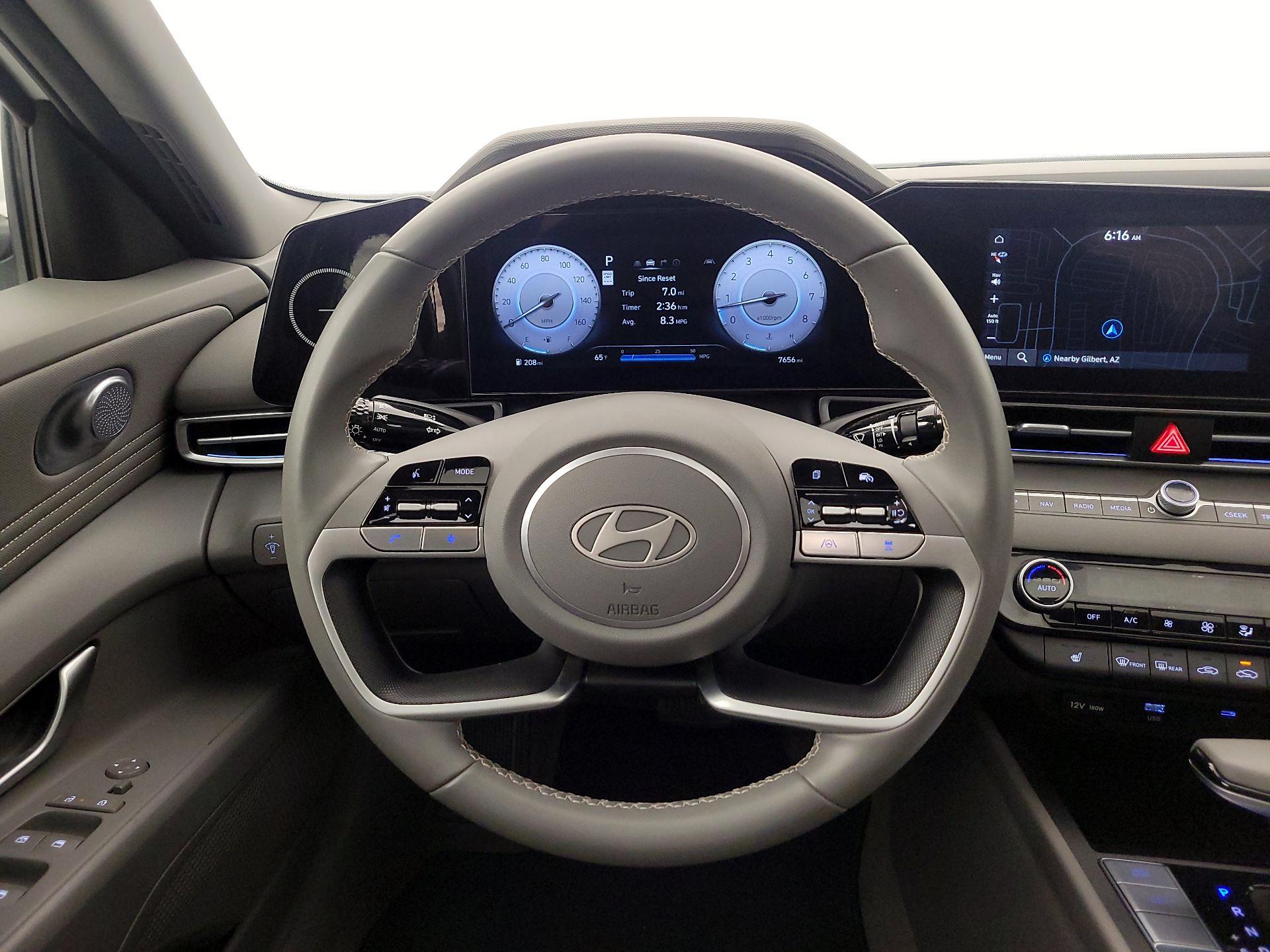 Thumbnail: 2024 Hyundai Elantra - 10