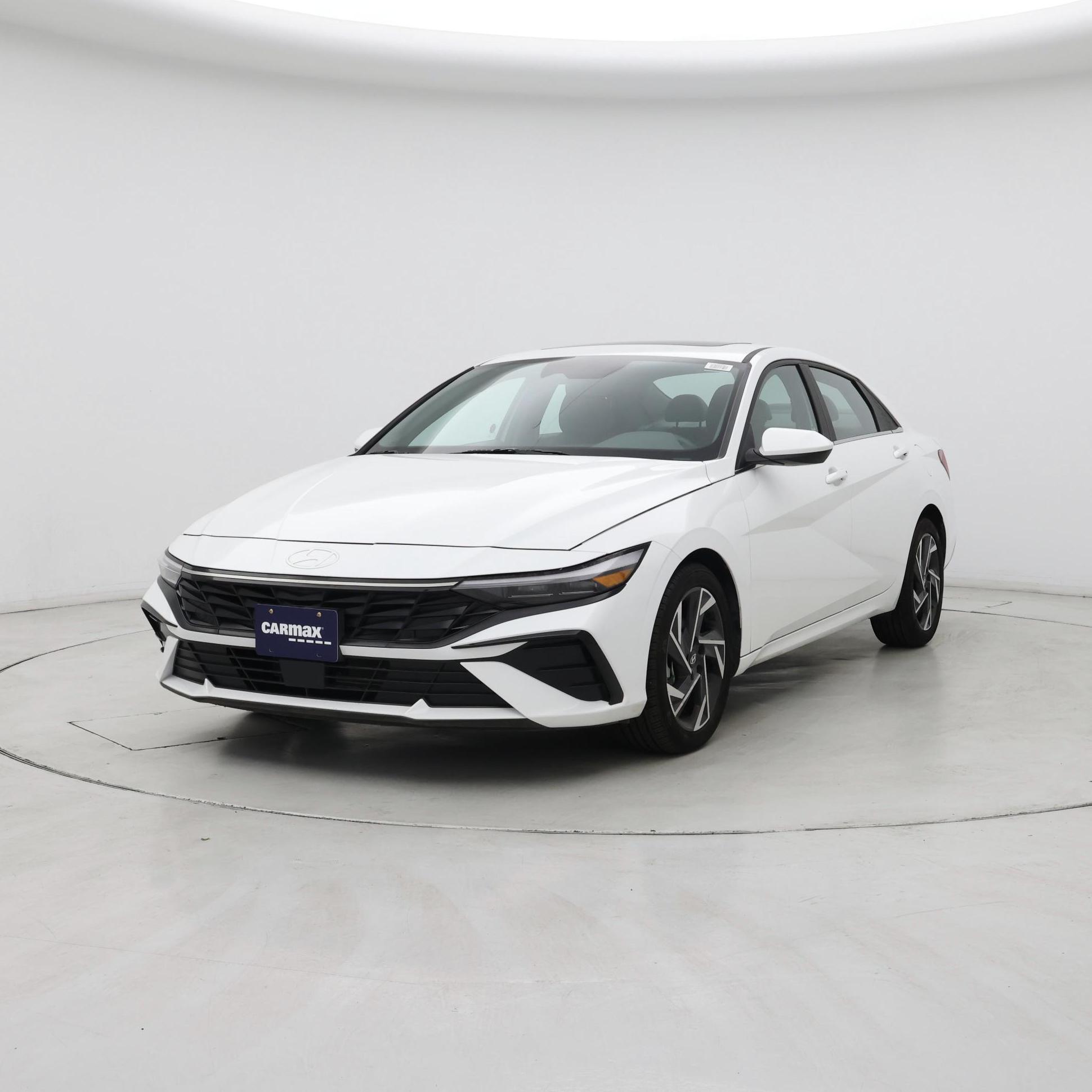 Thumbnail: 2024 Hyundai Elantra - 4