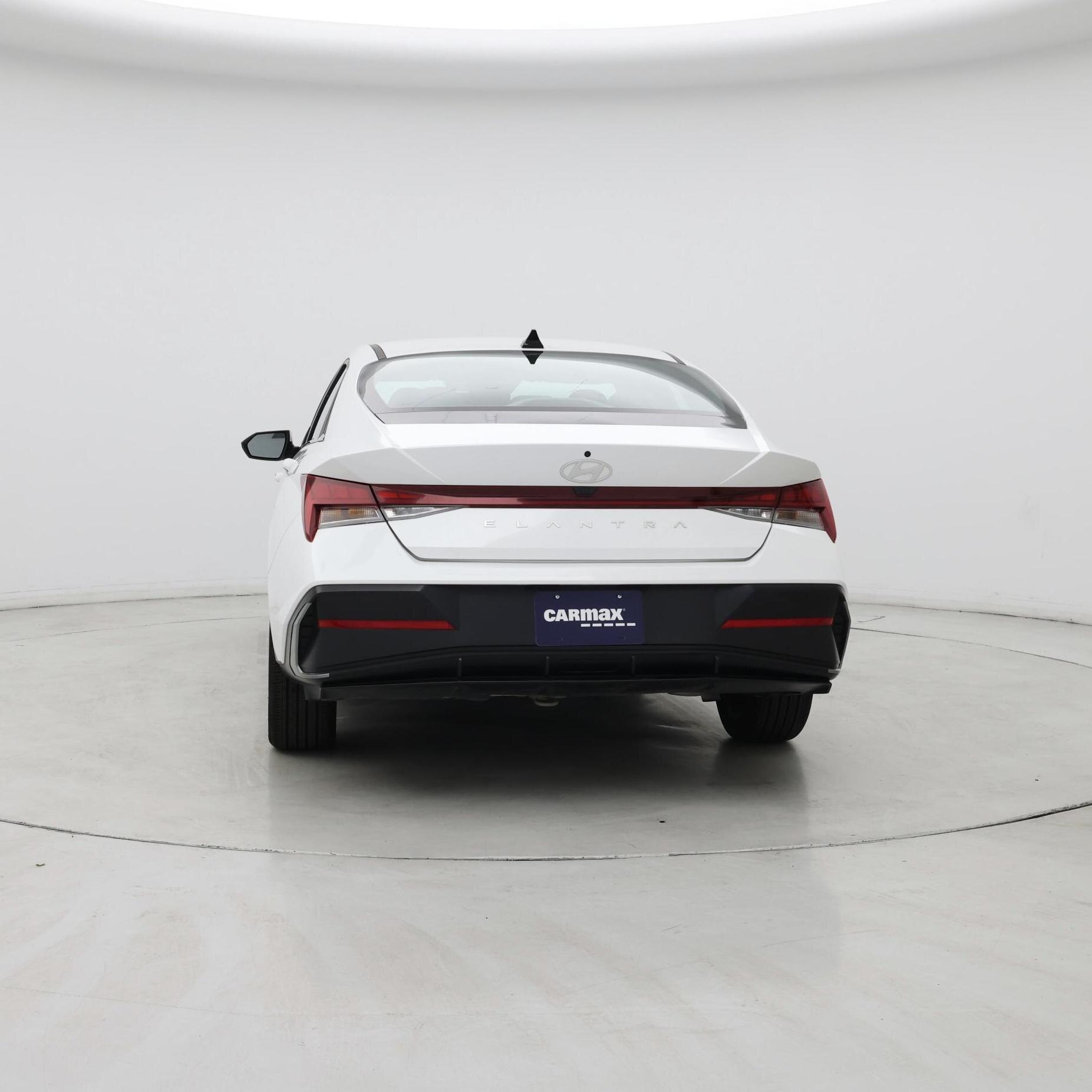 Thumbnail: 2024 Hyundai Elantra - 6