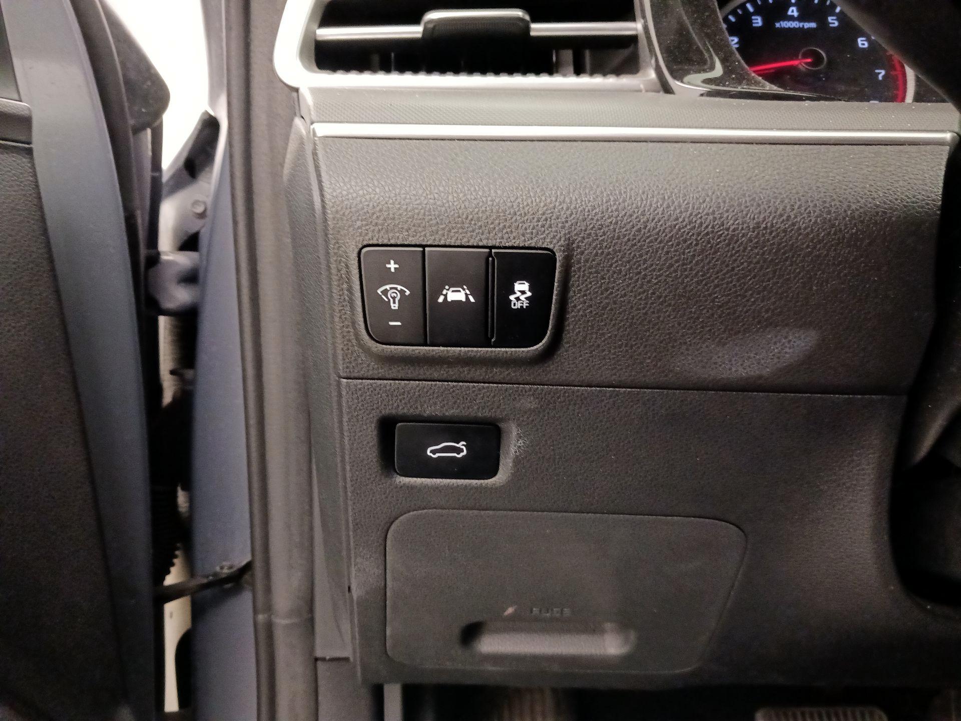 Thumbnail: 2022 Kia K5 - 13