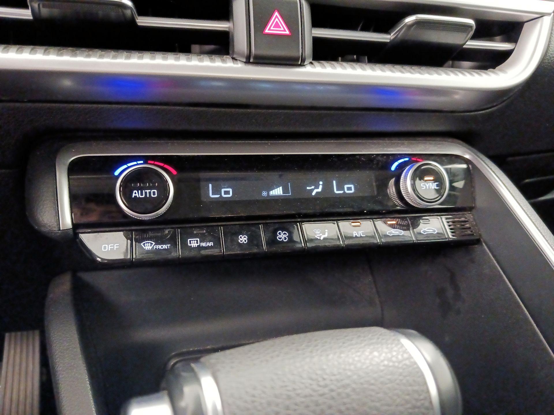 Thumbnail: 2022 Kia K5 - 16