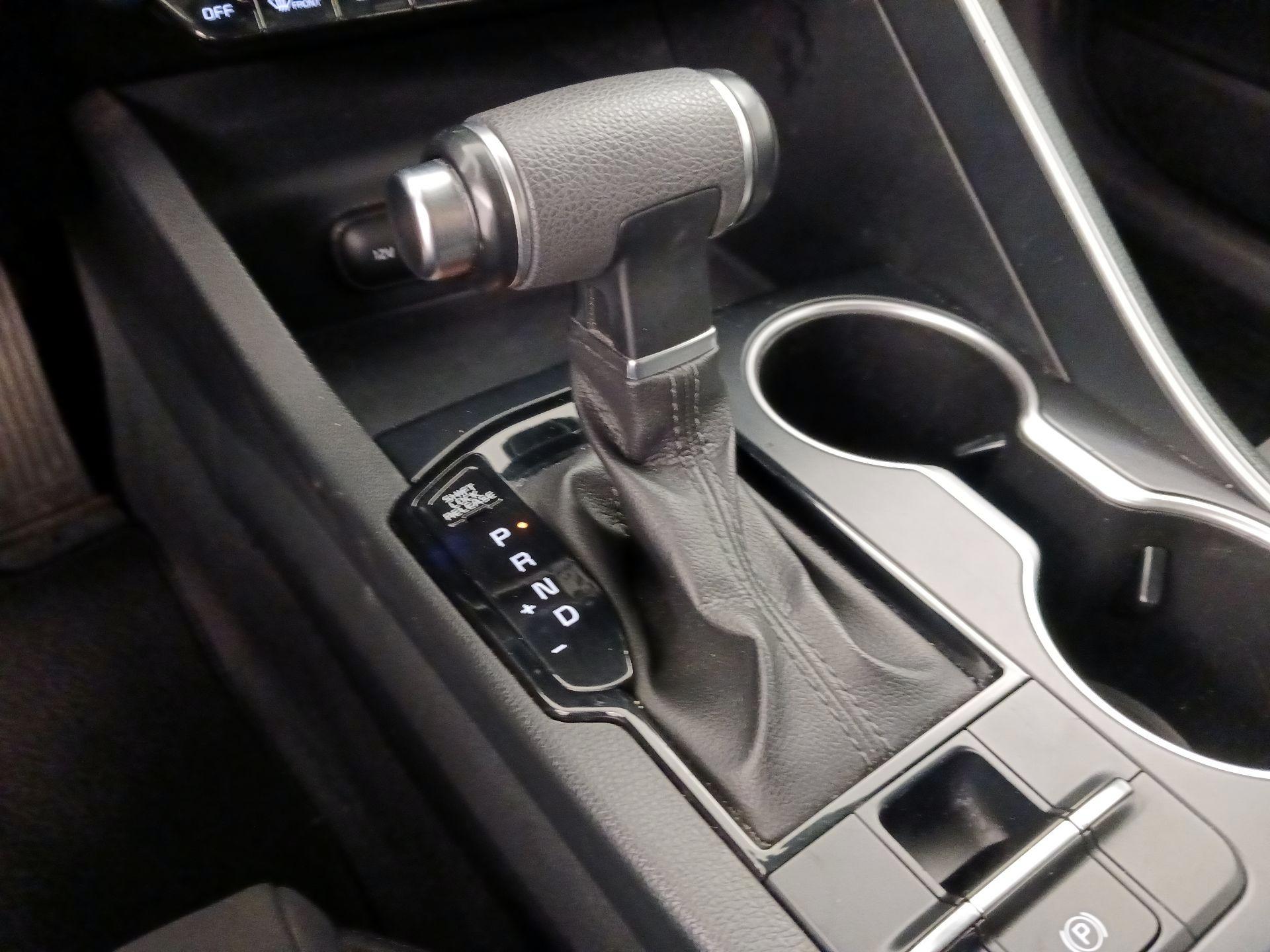 Thumbnail: 2022 Kia K5 - 17